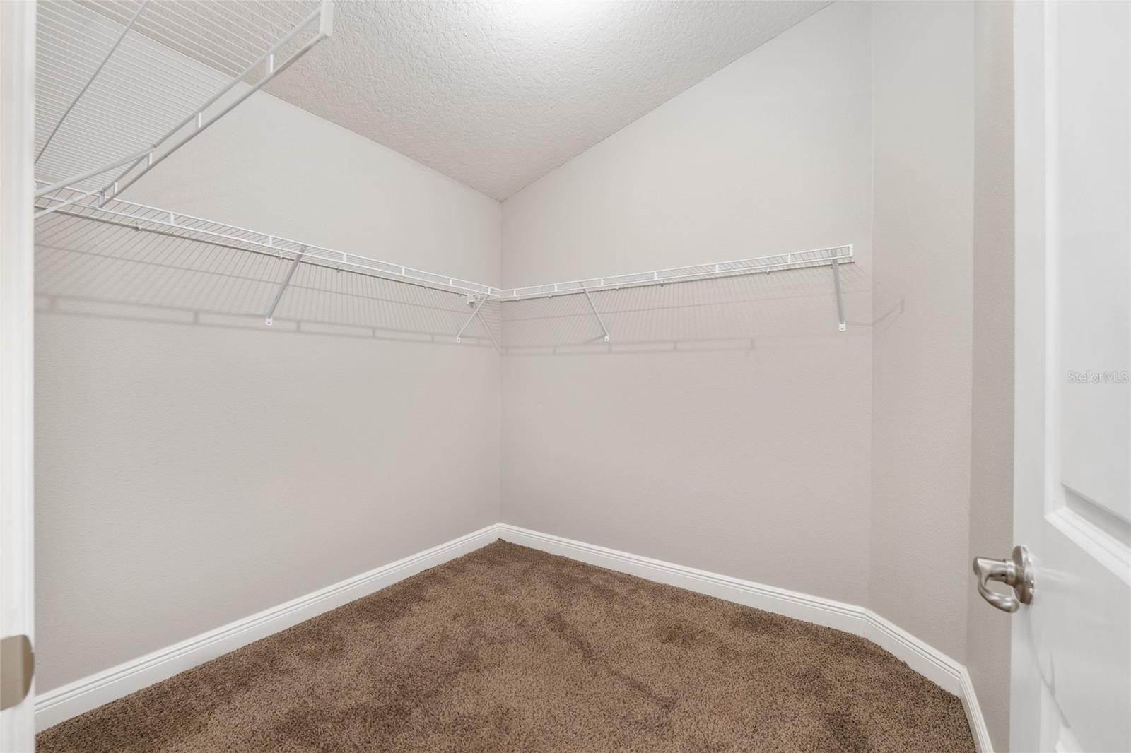 Image 35 of 71 For 806 Chelsea Avenue