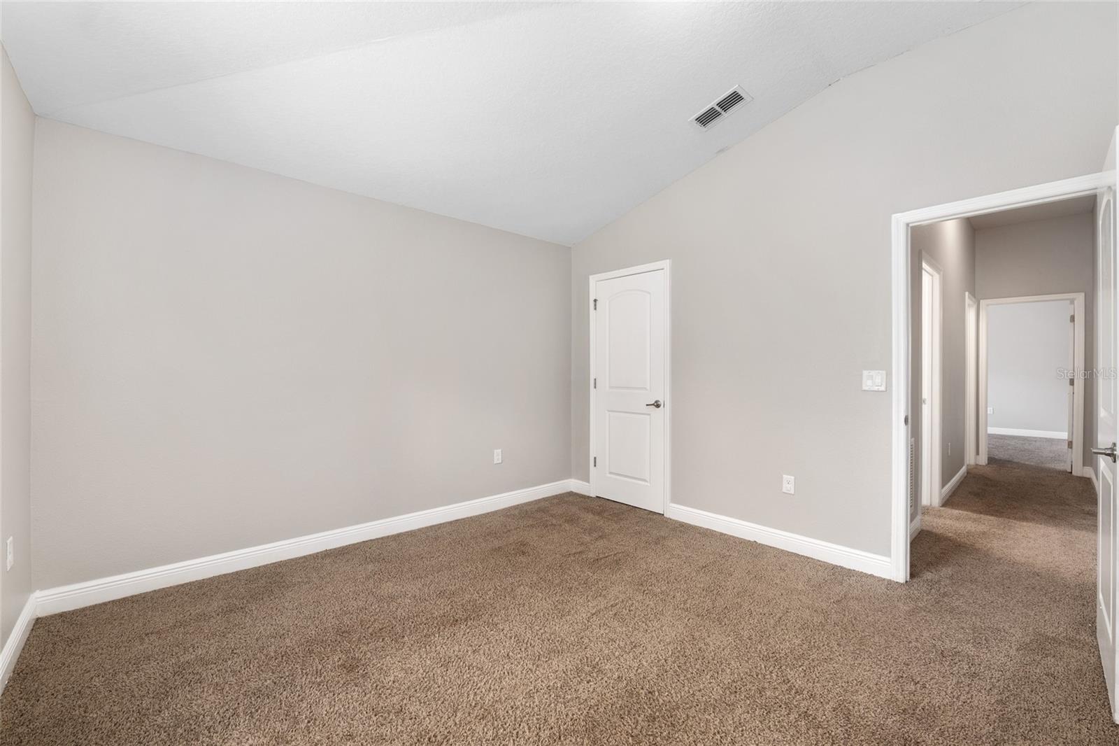 Image 37 of 71 For 806 Chelsea Avenue