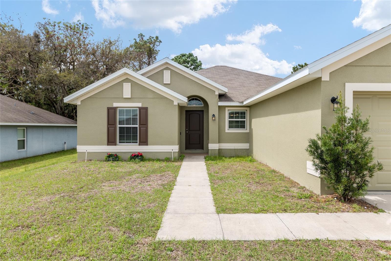 Image 4 of 71 For 806 Chelsea Avenue