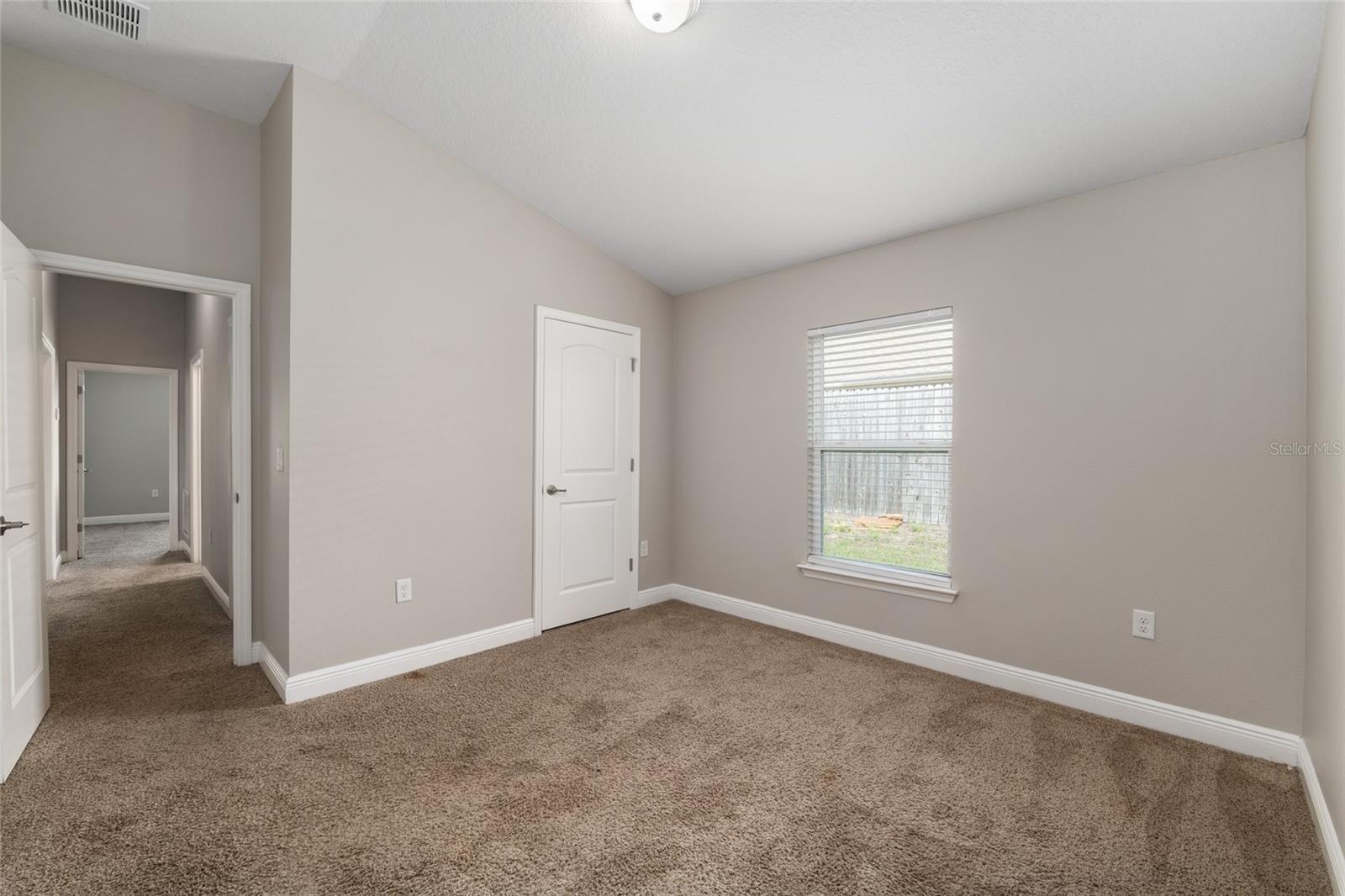 Image 42 of 71 For 806 Chelsea Avenue