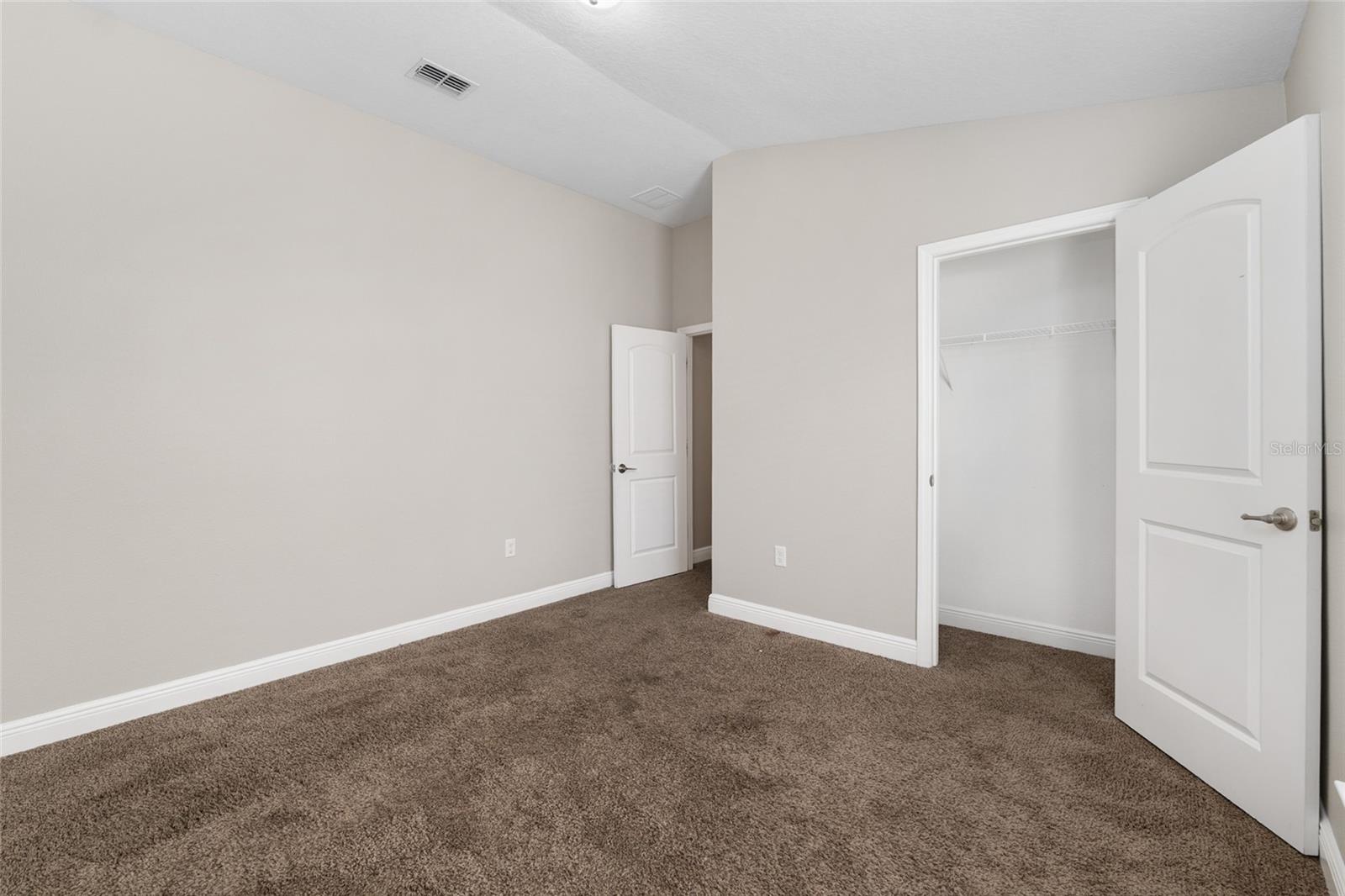 Image 43 of 71 For 806 Chelsea Avenue