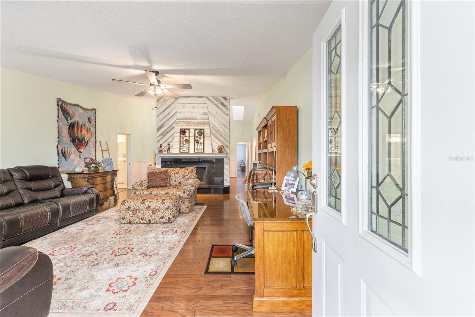 Image 11 of 36 For 925 Beverly Harbors Drive