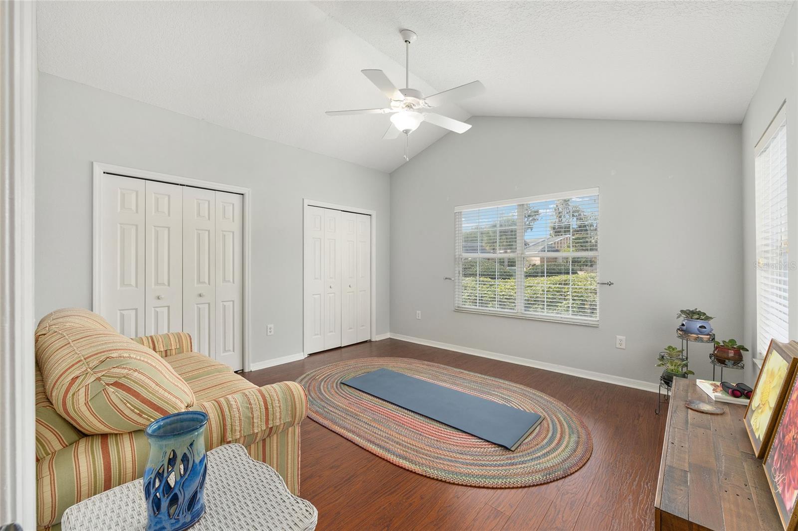 Image 31 of 36 For 925 Beverly Harbors Drive