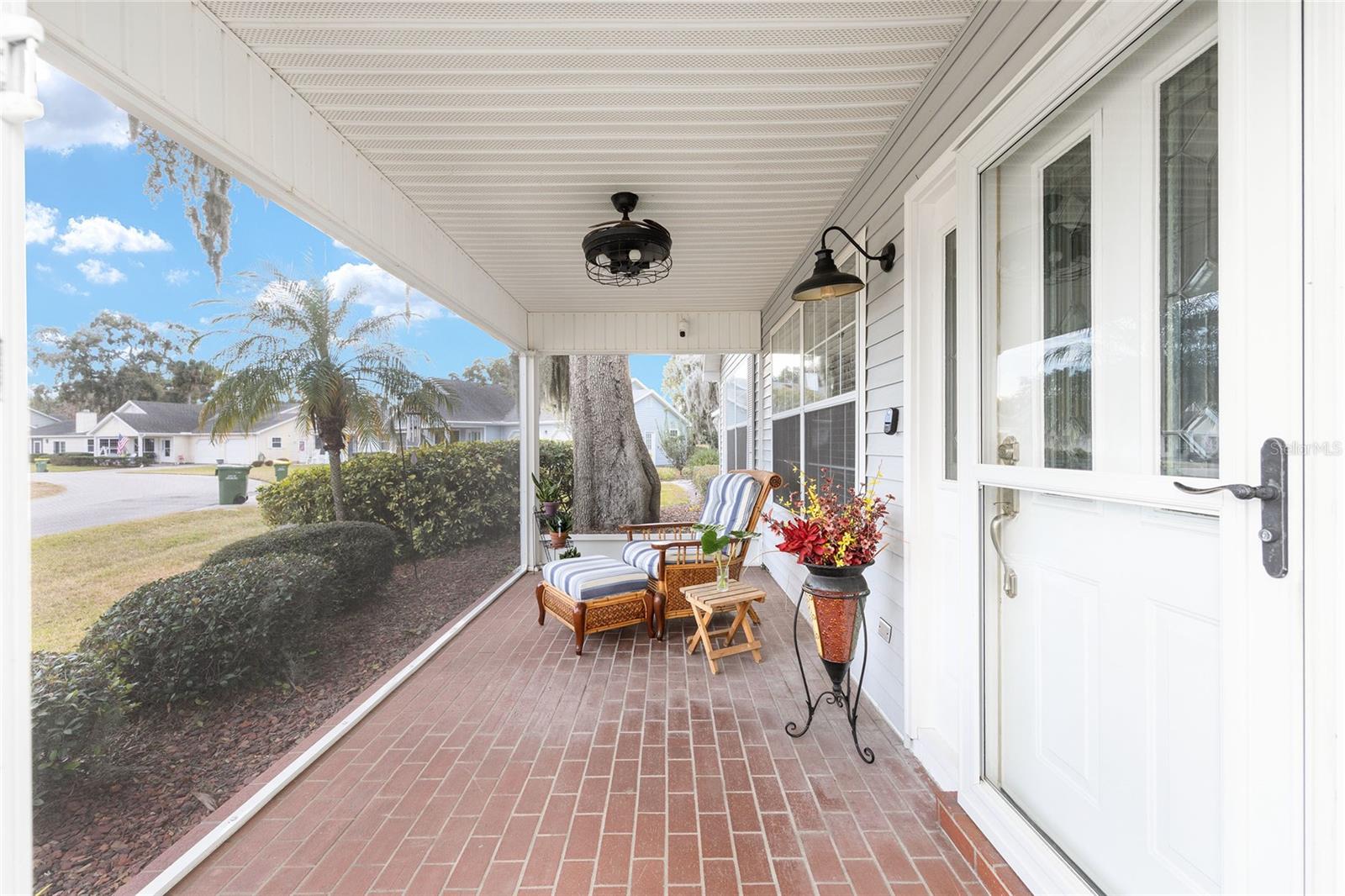 Image 9 of 36 For 925 Beverly Harbors Drive