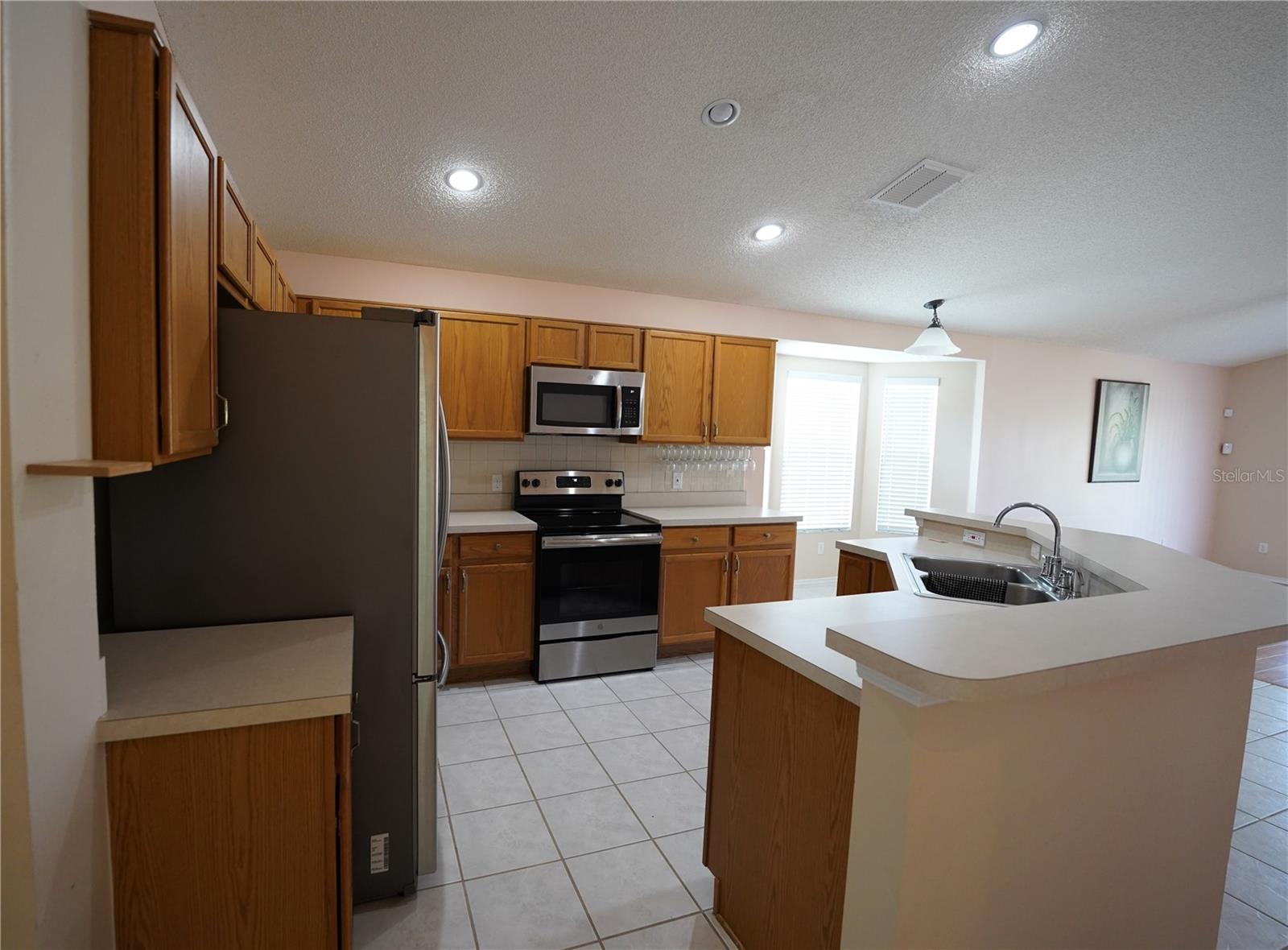 Image 7 of 18 For 633 Cypress Tree Court