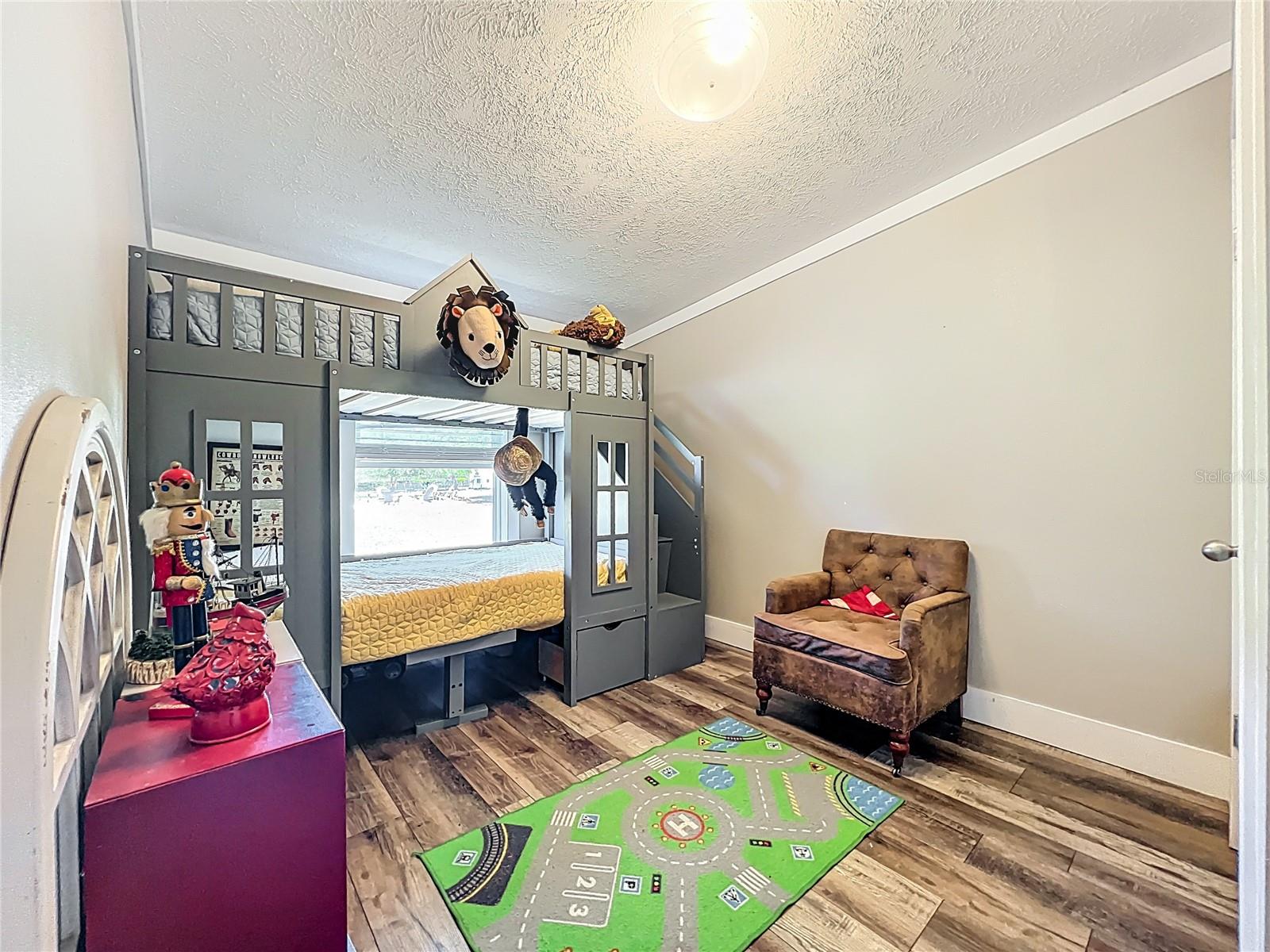 Image 21 of 47 For 8507 Strawberry Fields Court