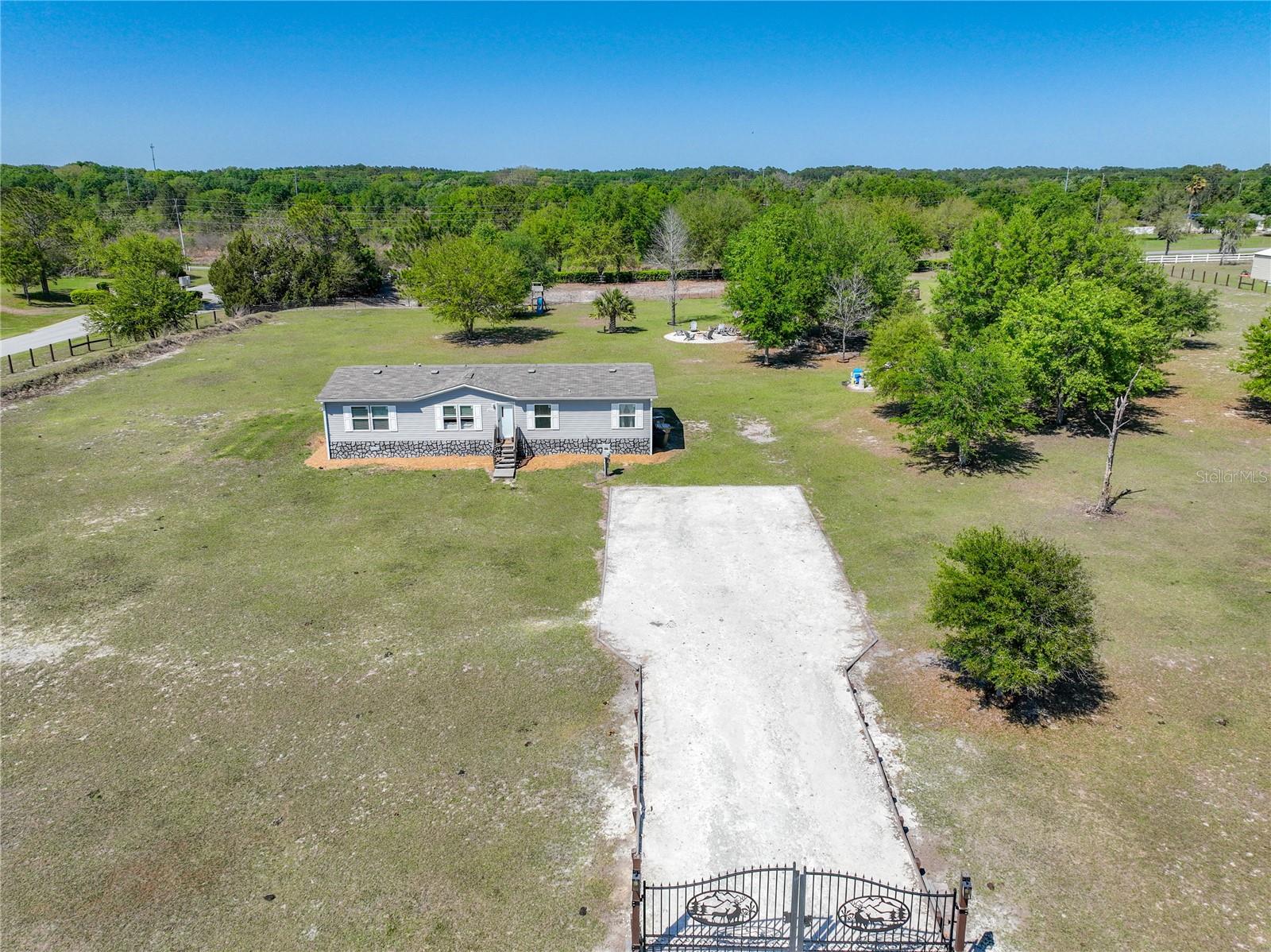 Image 44 of 47 For 8507 Strawberry Fields Court