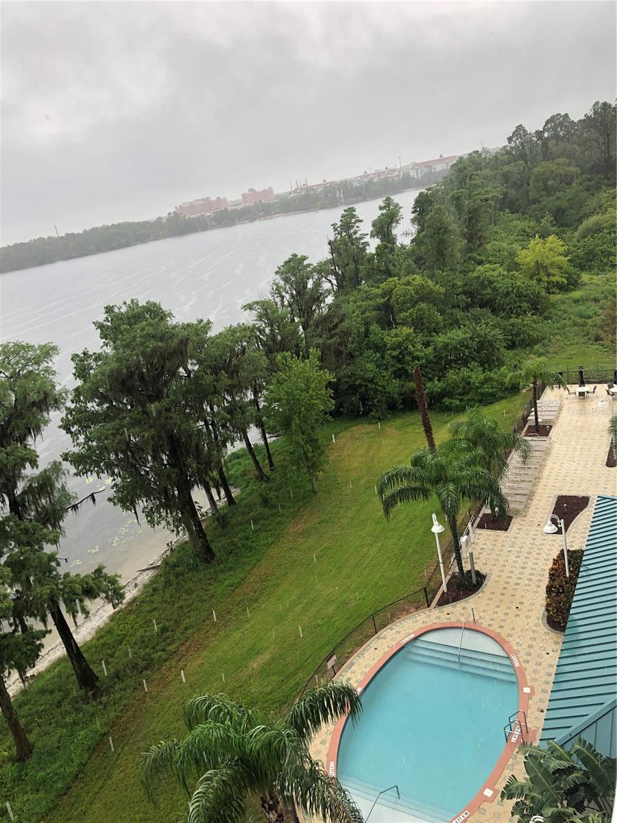 Image 14 of 15 For 13427 Blue Heron Beach Drive 406