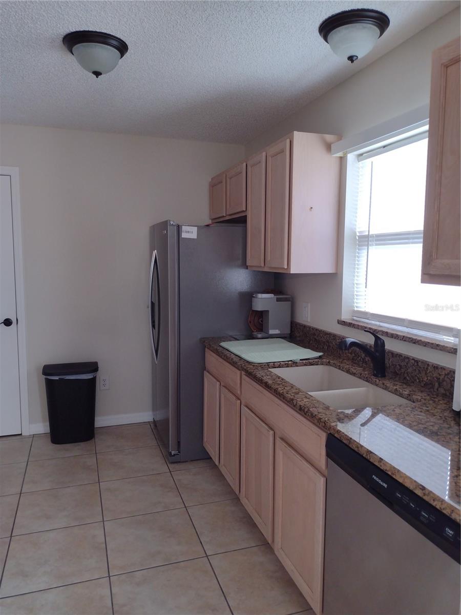 Image 24 of 30 For 1116 San Bernardo Road