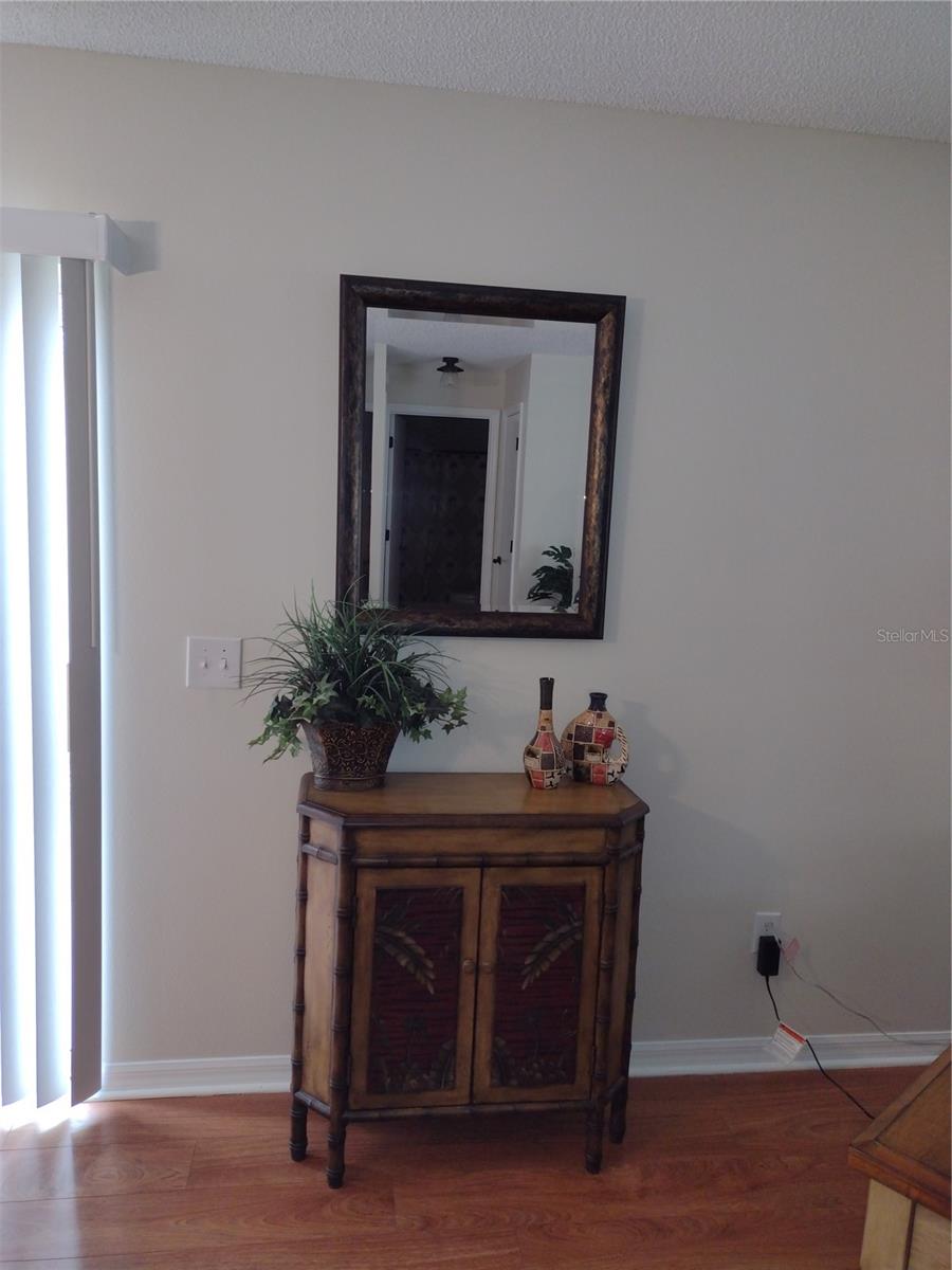 Image 6 of 30 For 1116 San Bernardo Road