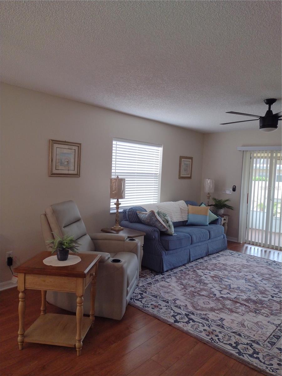 Image 7 of 30 For 1116 San Bernardo Road