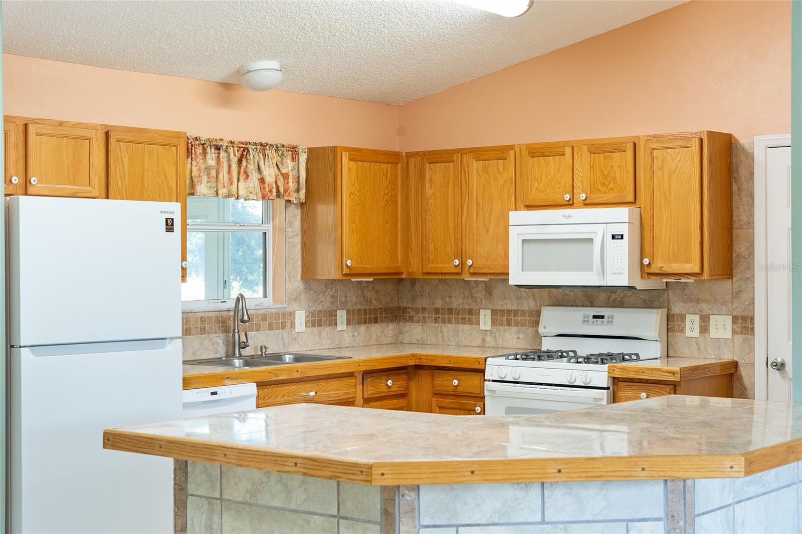 Image 14 of 48 For 17870 92nd Amory Avenue