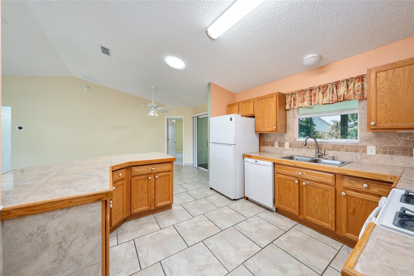 Image 19 of 48 For 17870 92nd Amory Avenue