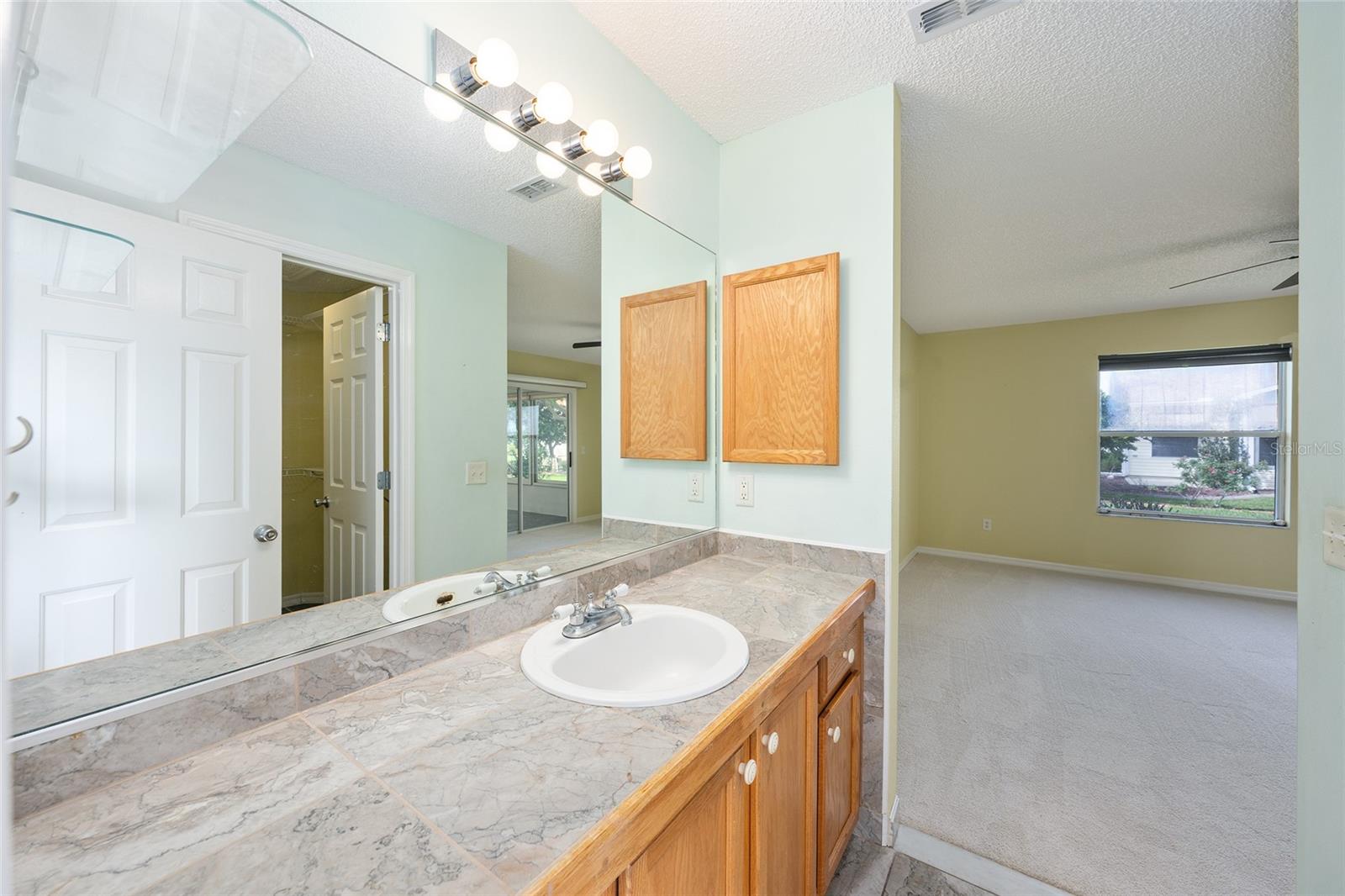 Image 27 of 48 For 17870 92nd Amory Avenue