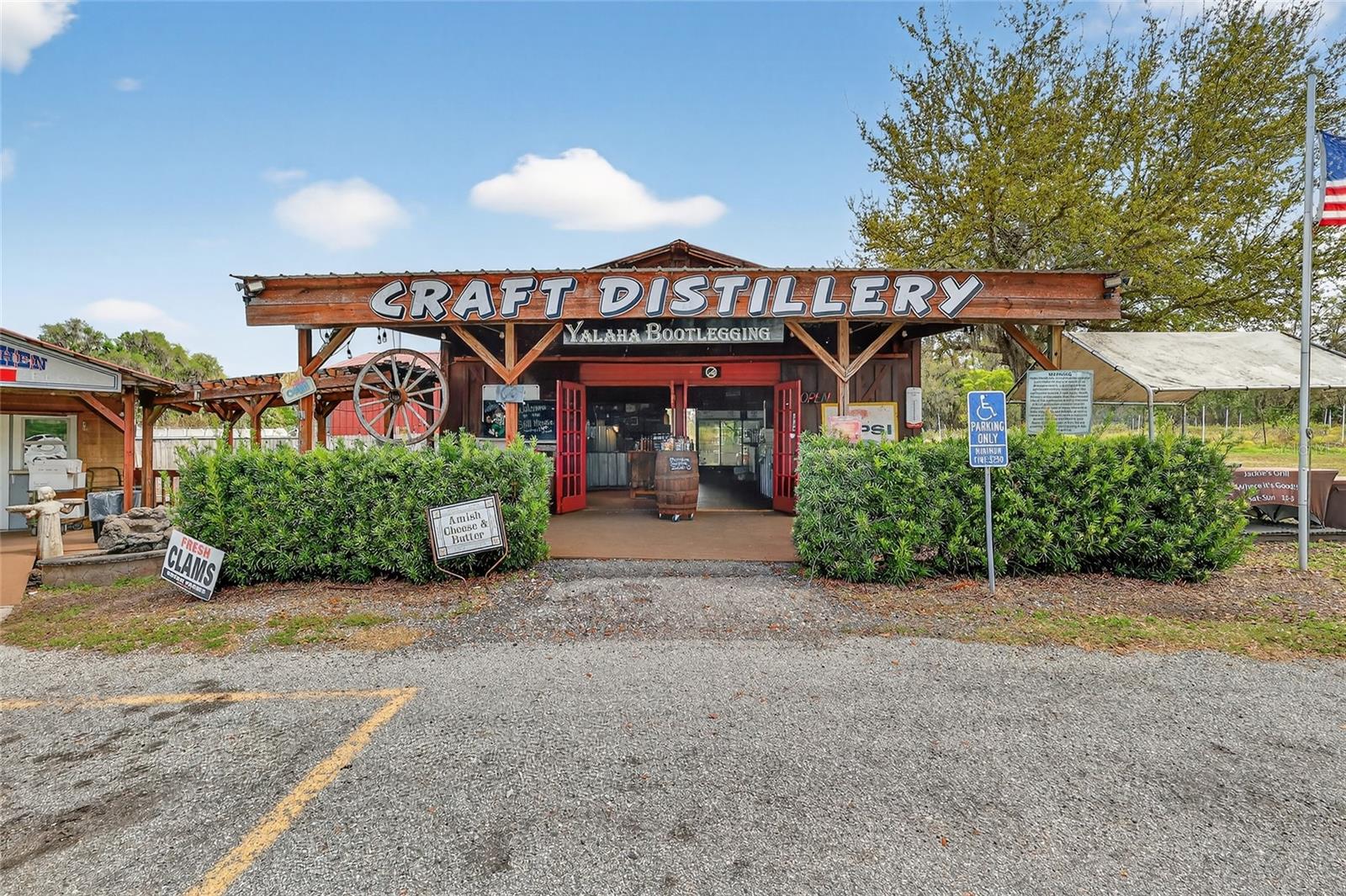 Image 3 of 28 For 26921 Bloomfield Avenue