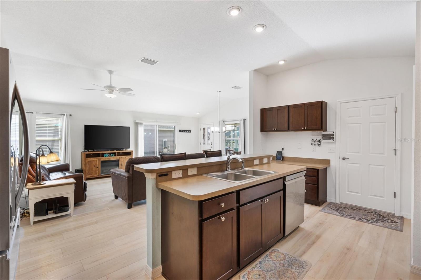 Image 14 of 35 For 3079 Cordgrass Court