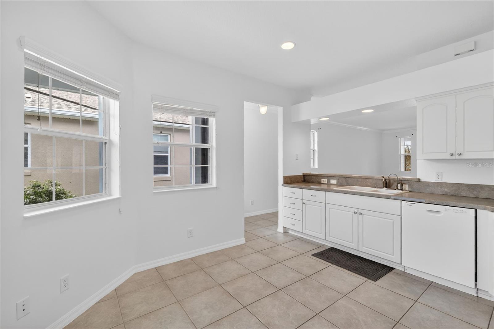 Image 15 of 40 For 27106 Greenfly Orchid Lane