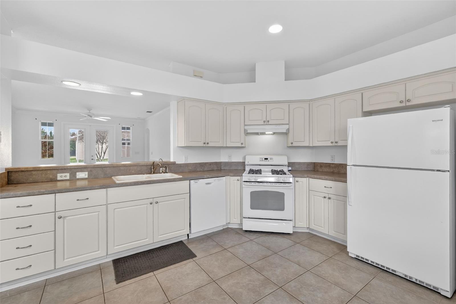 Image 16 of 40 For 27106 Greenfly Orchid Lane