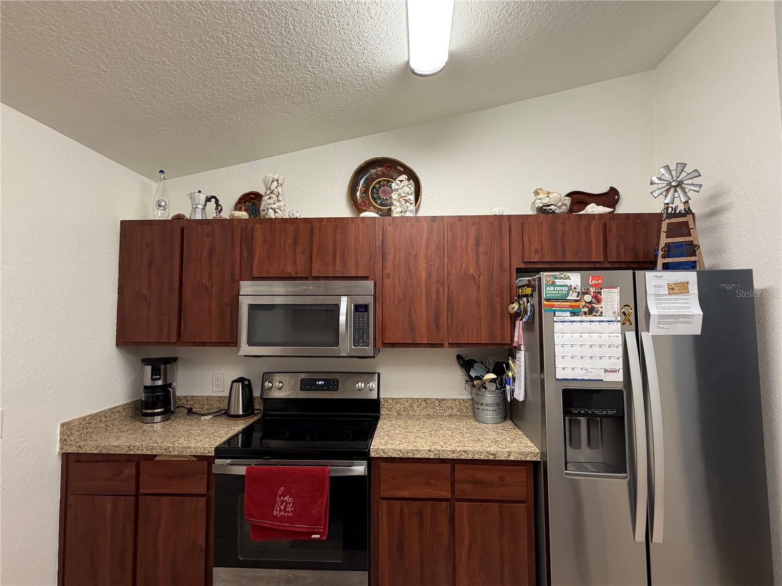 Image 12 of 29 For 16105 89 Court