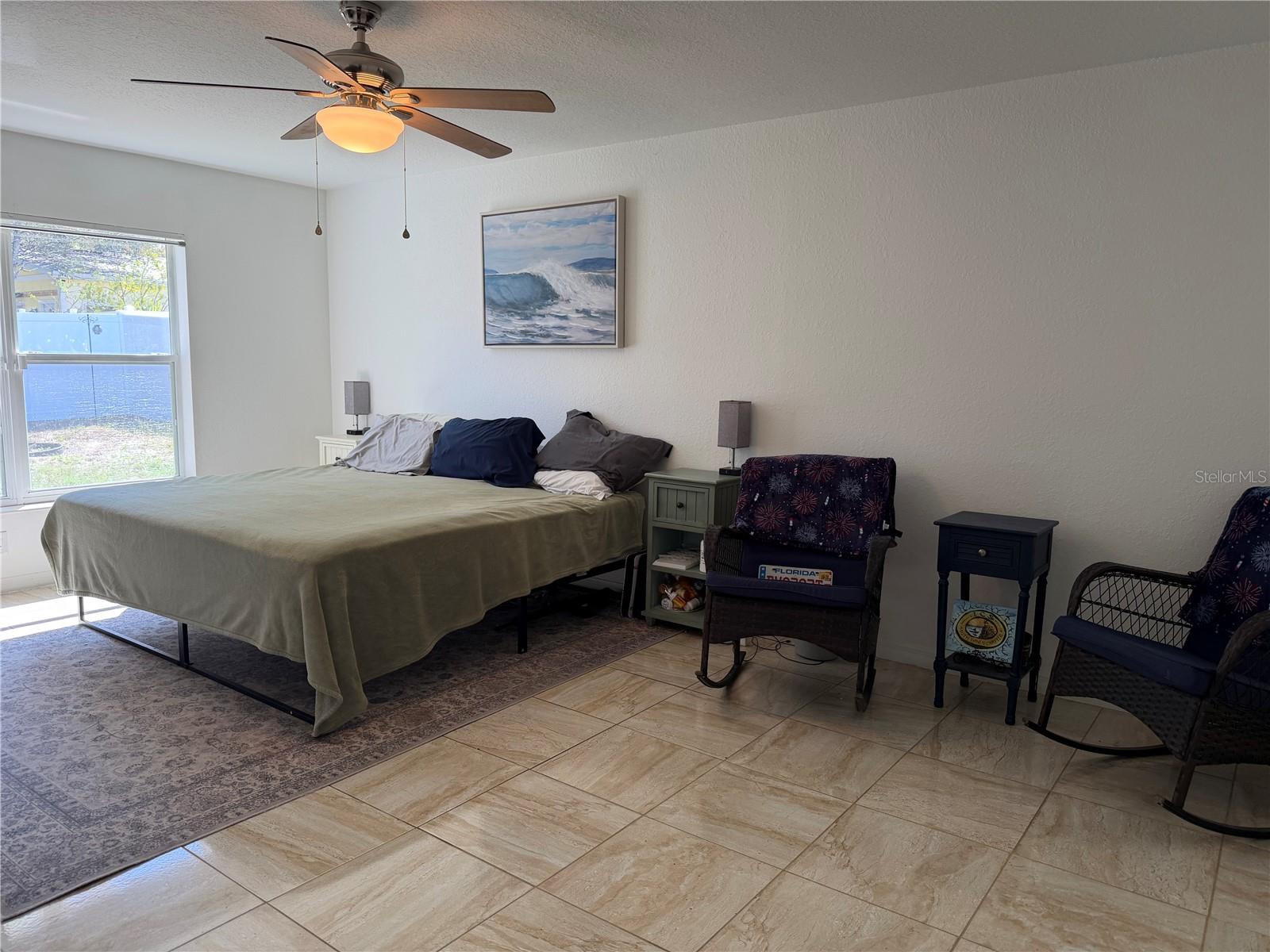 Image 14 of 29 For 16105 89 Court