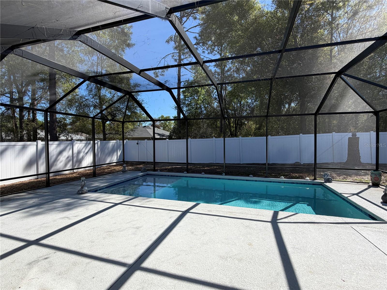 Image 28 of 29 For 16105 89 Court