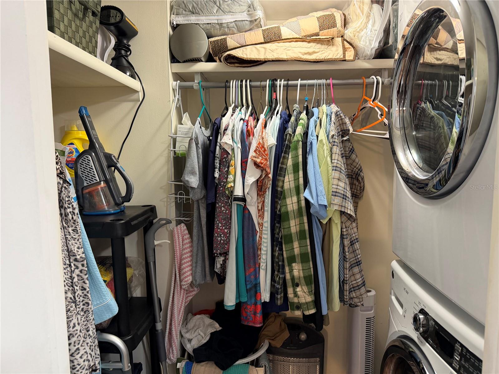 Image 14 of 17 For 111 Winterberry Avenue