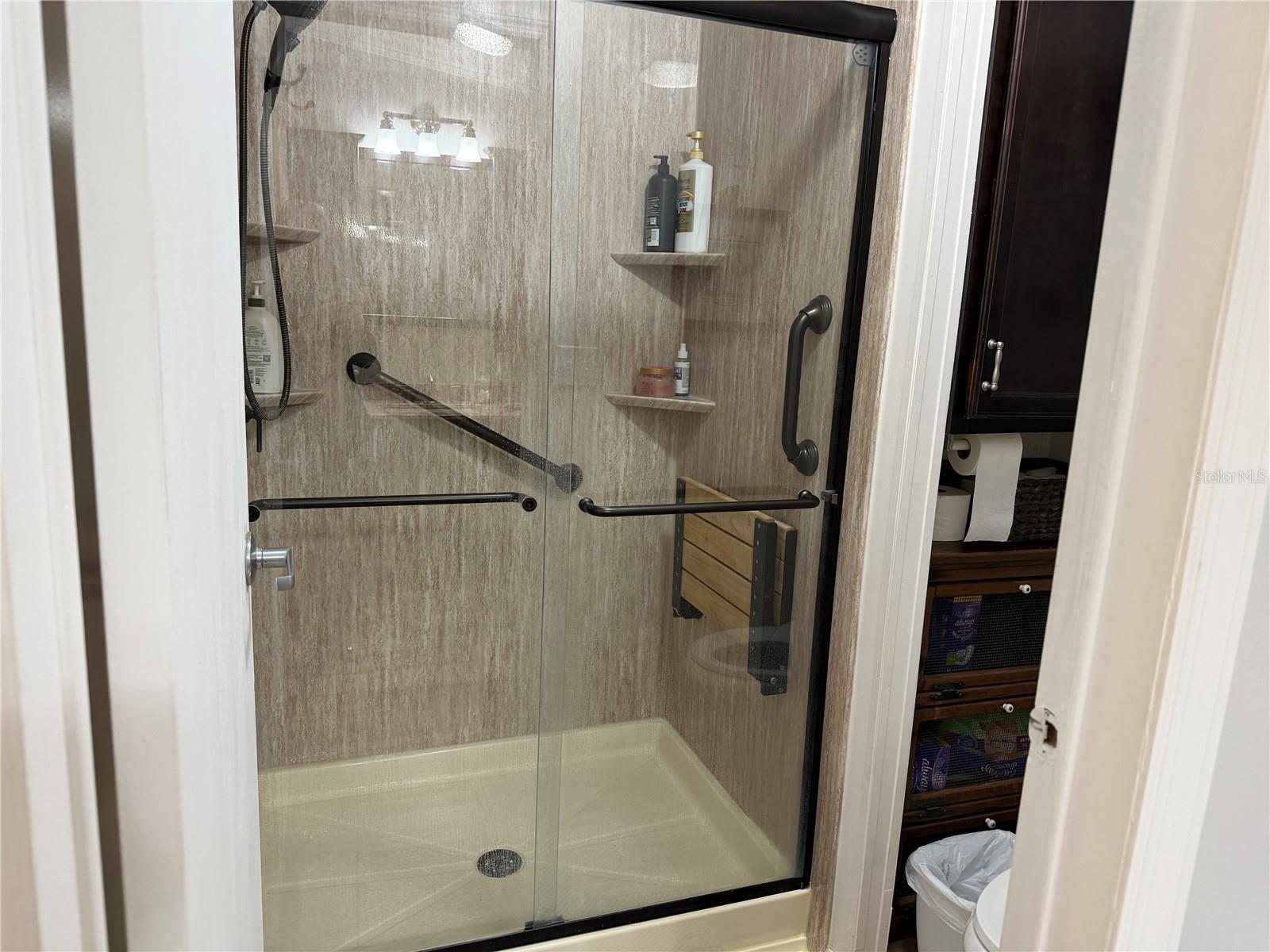 Image 15 of 17 For 111 Winterberry Avenue