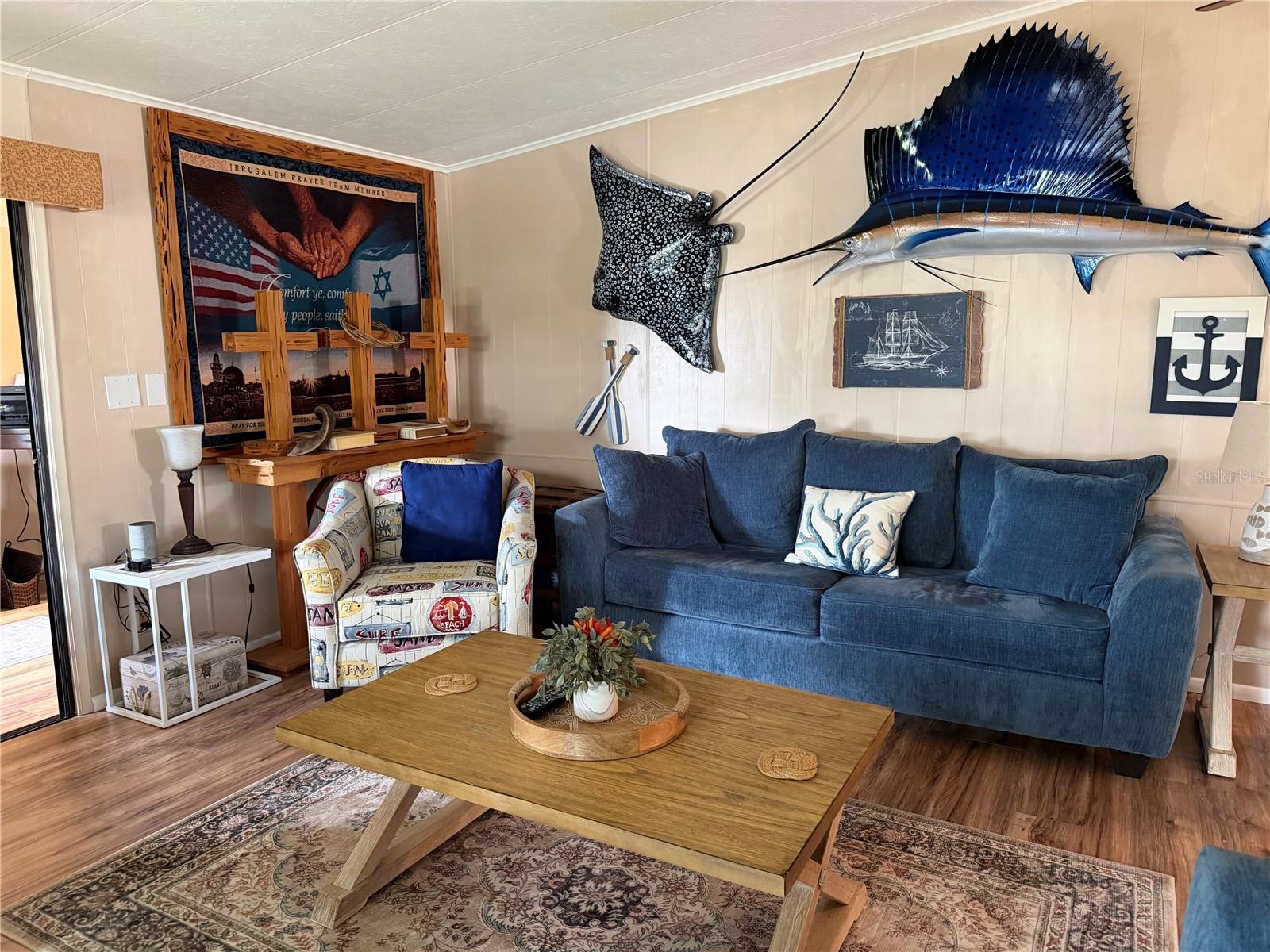 Image 7 of 17 For 111 Winterberry Avenue