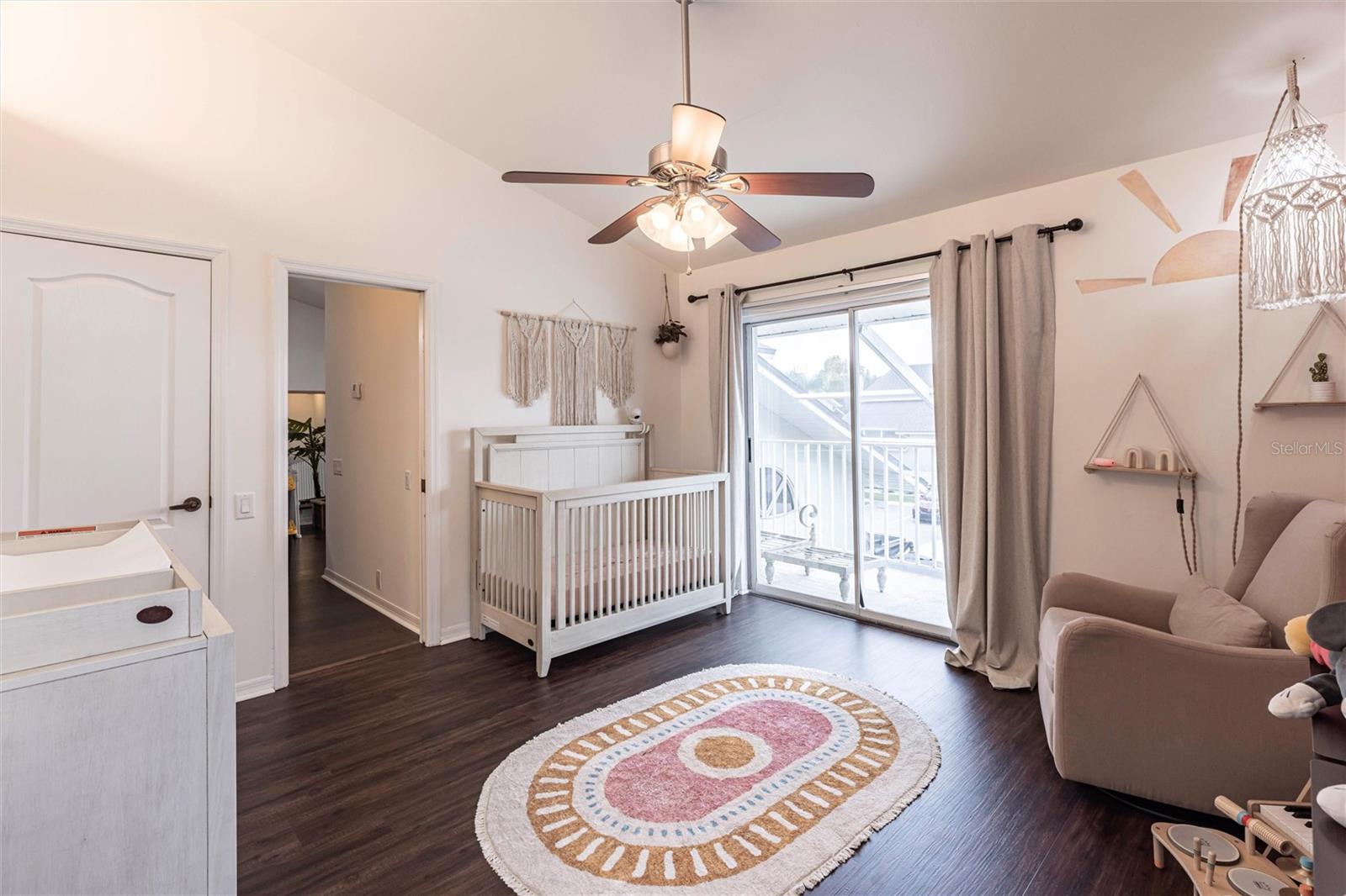 Image 18 of 30 For 13141 Whitehaven Lane 192