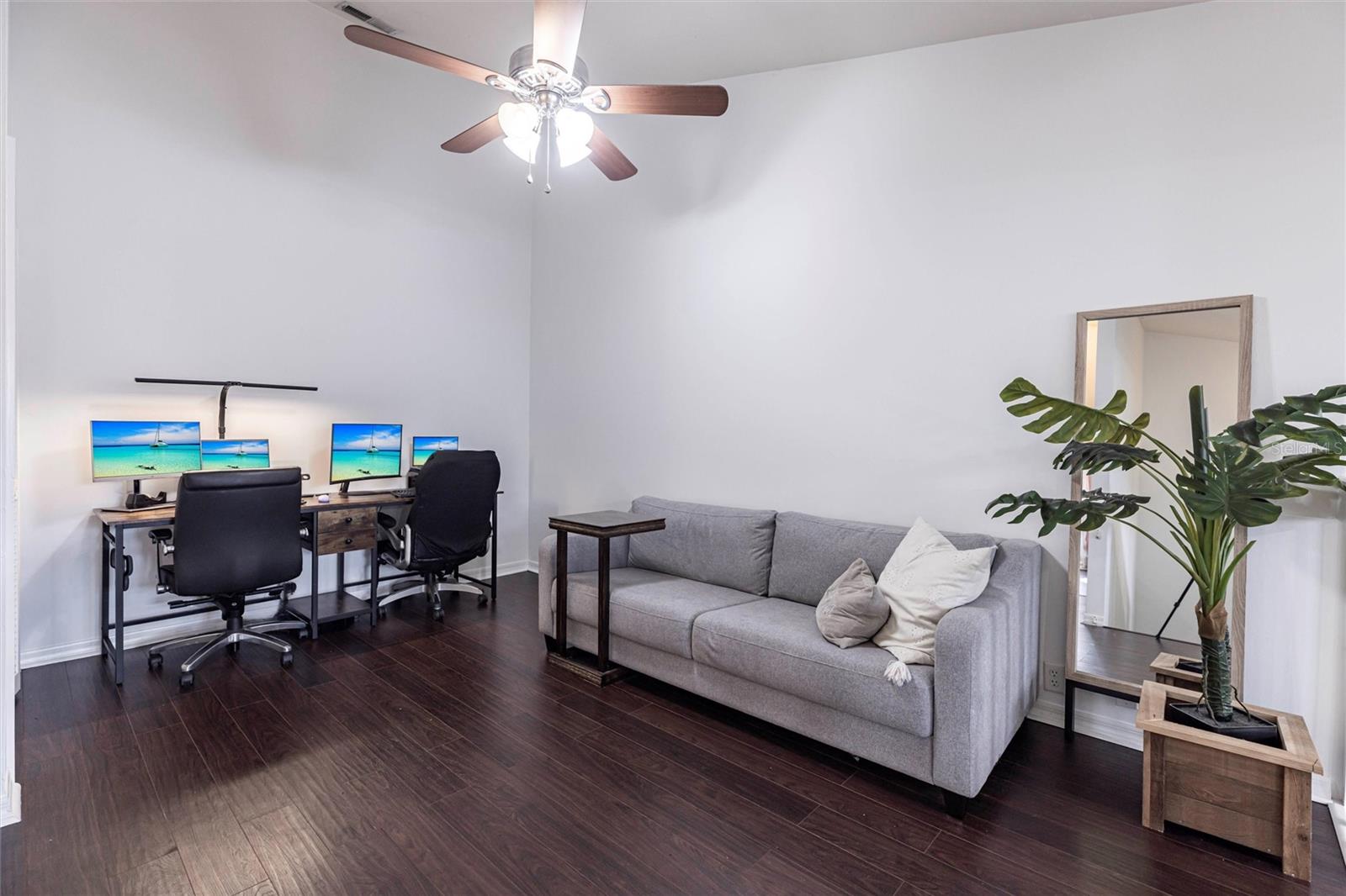 Image 20 of 30 For 13141 Whitehaven Lane 192