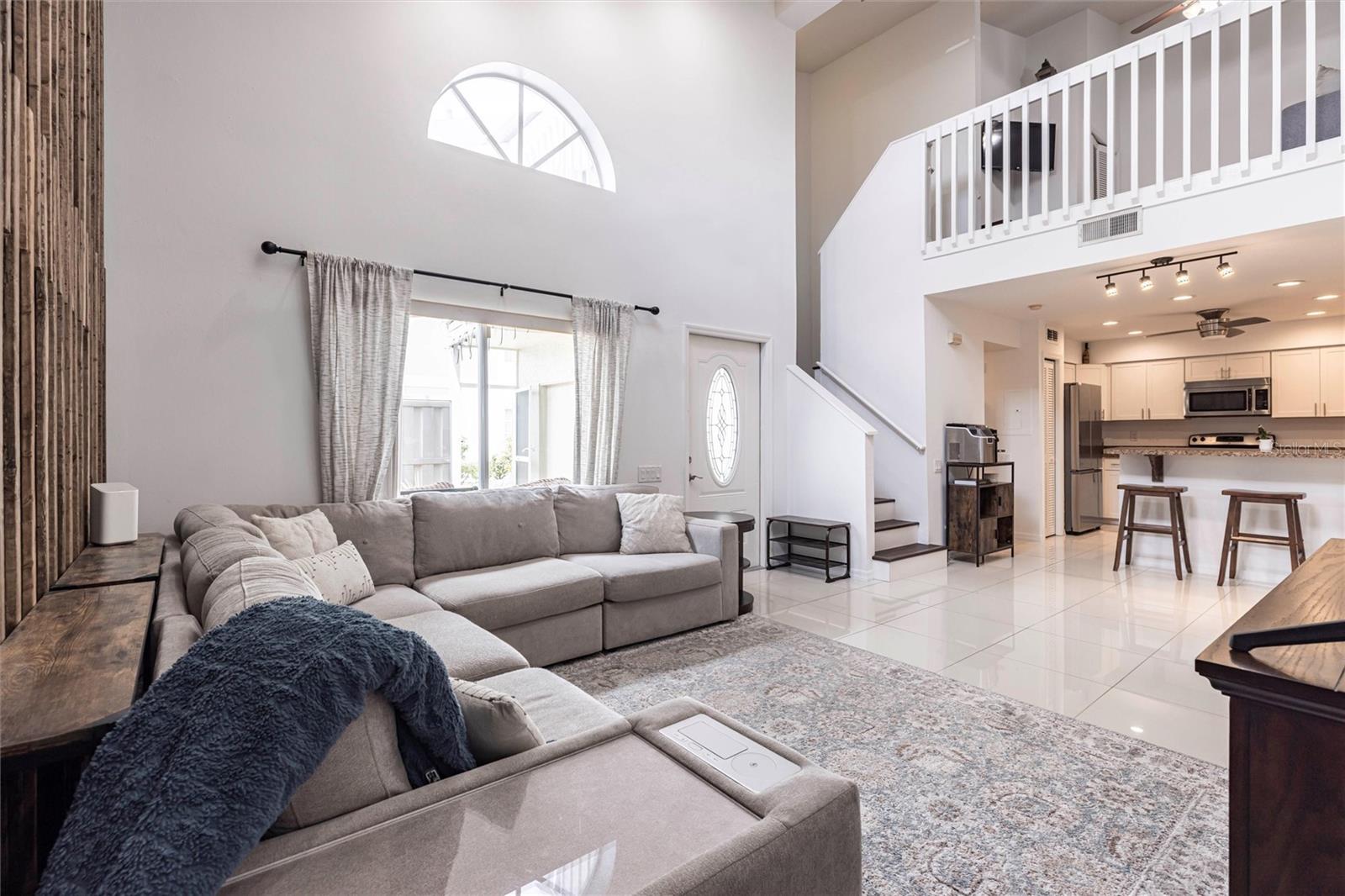 Image 6 of 30 For 13141 Whitehaven Lane 192