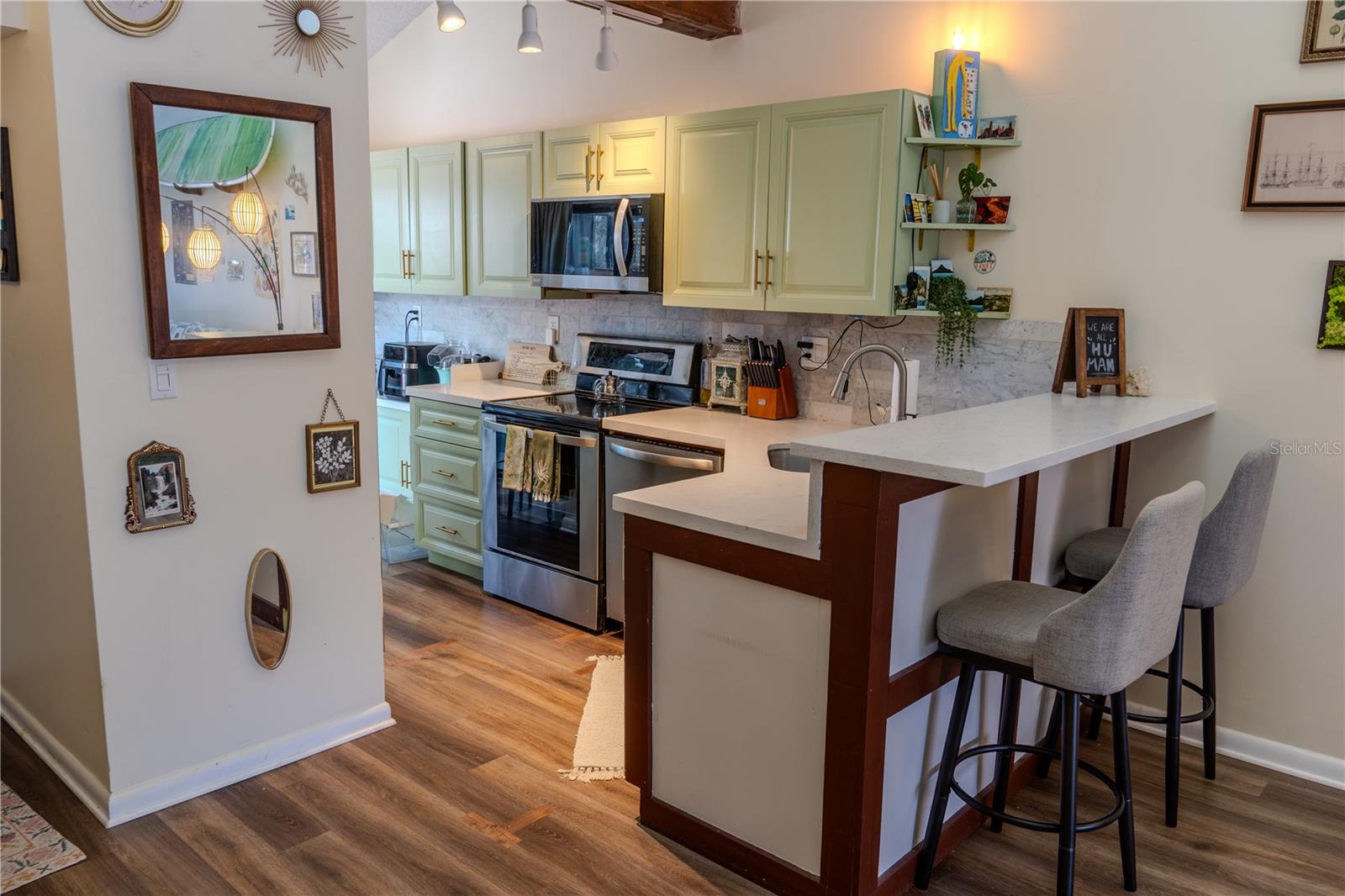 Image 6 of 21 For 1753 74th Avenue 14