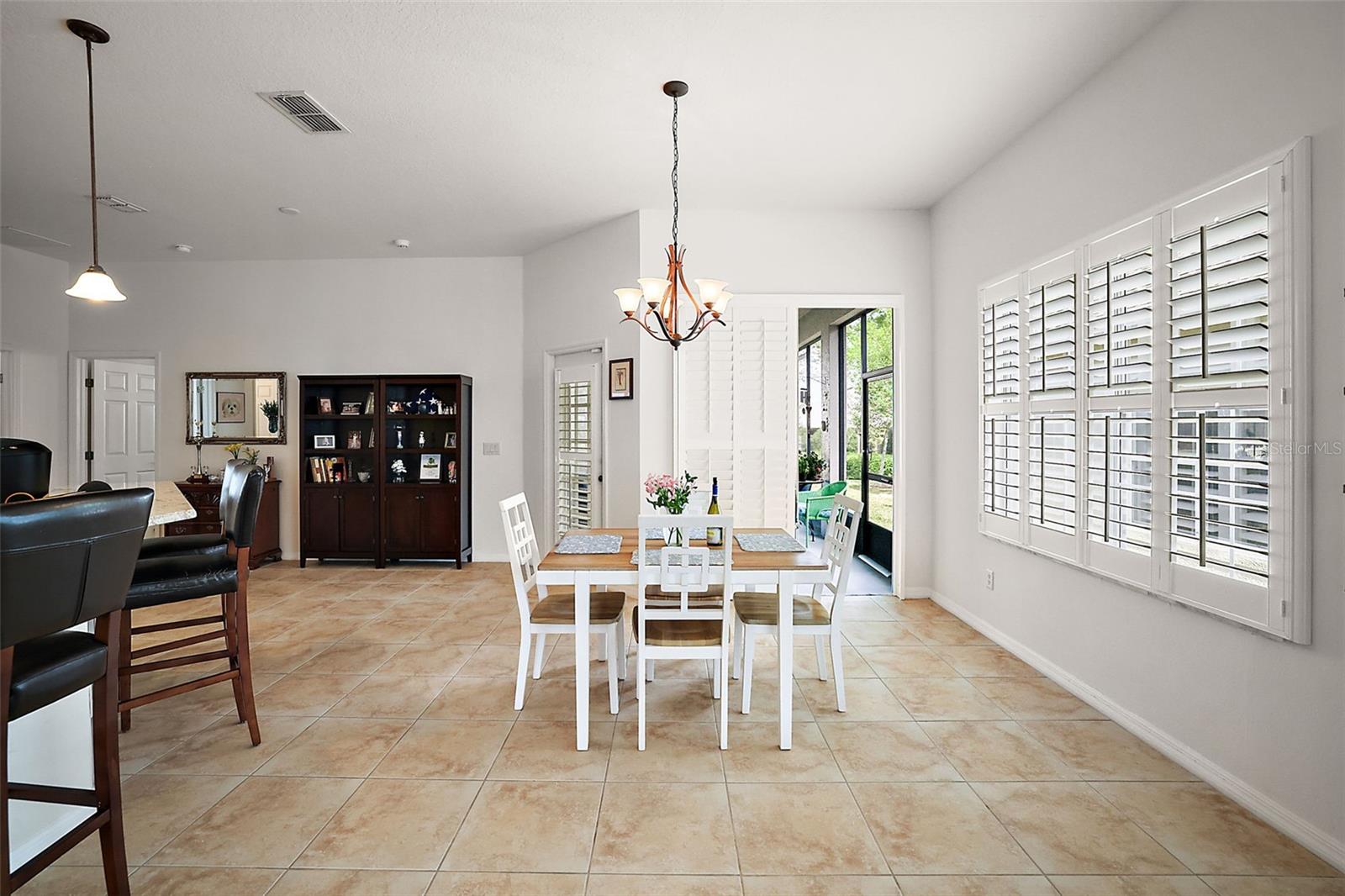 Image 19 of 36 For 3544 Mount Hope Loop