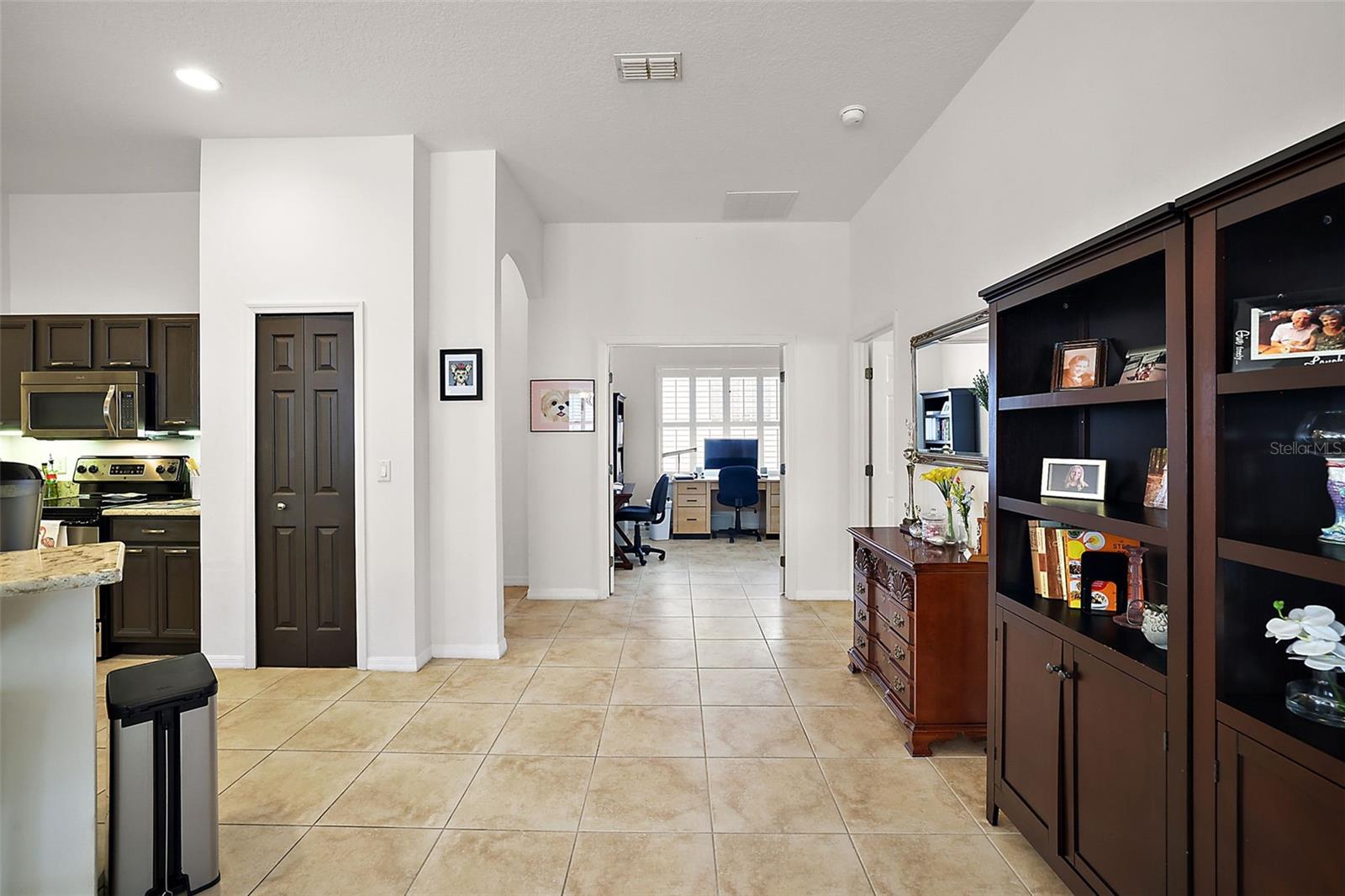 Image 25 of 36 For 3544 Mount Hope Loop