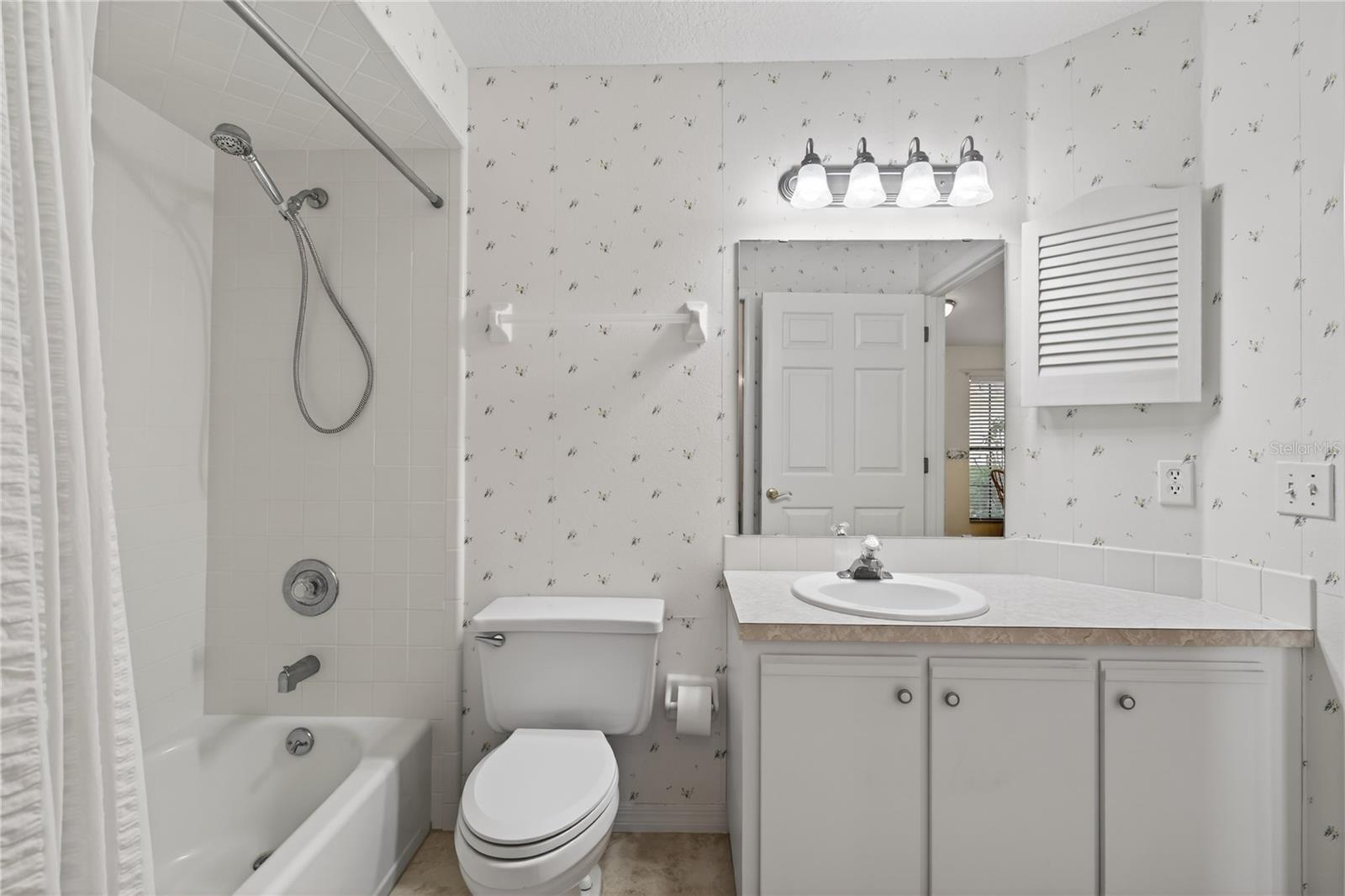 Image 24 of 44 For 240 Juniper Streets