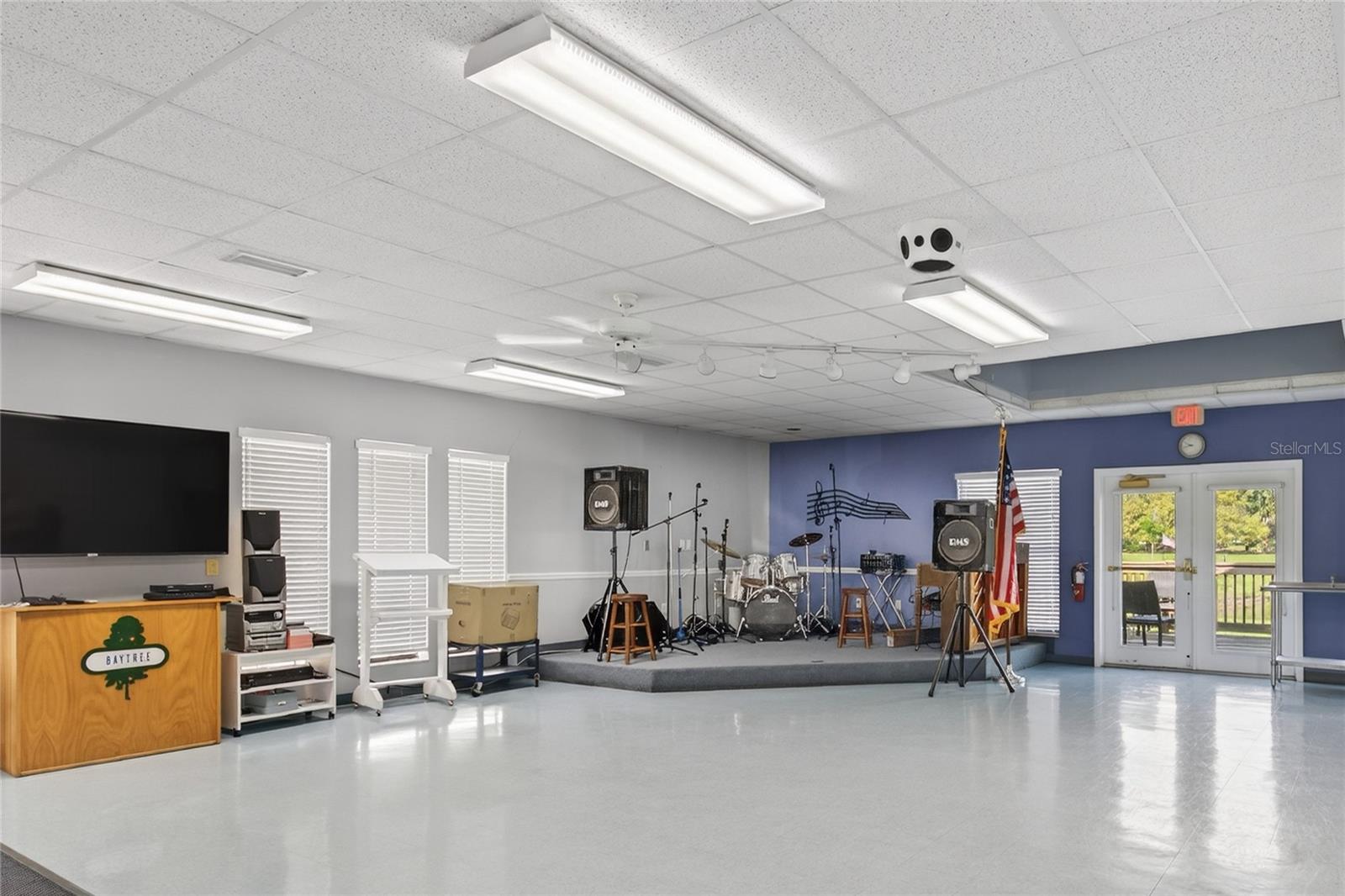 Image 36 of 44 For 240 Juniper Streets