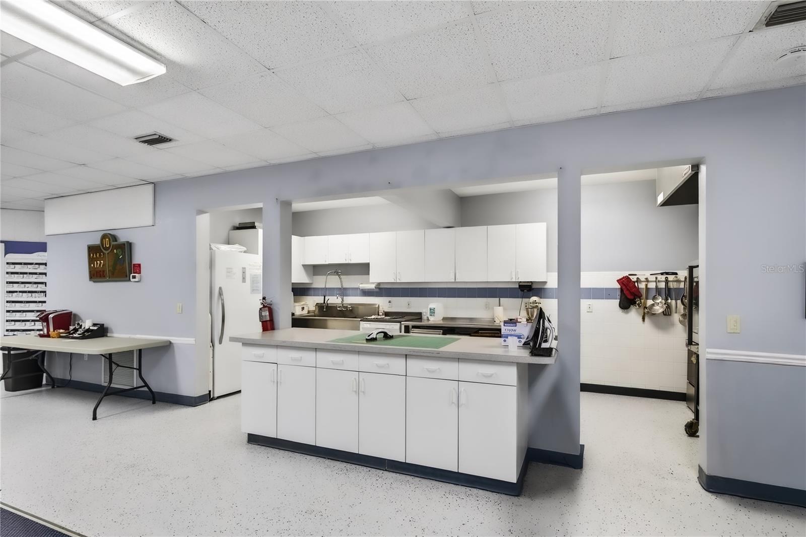 Image 37 of 44 For 240 Juniper Streets