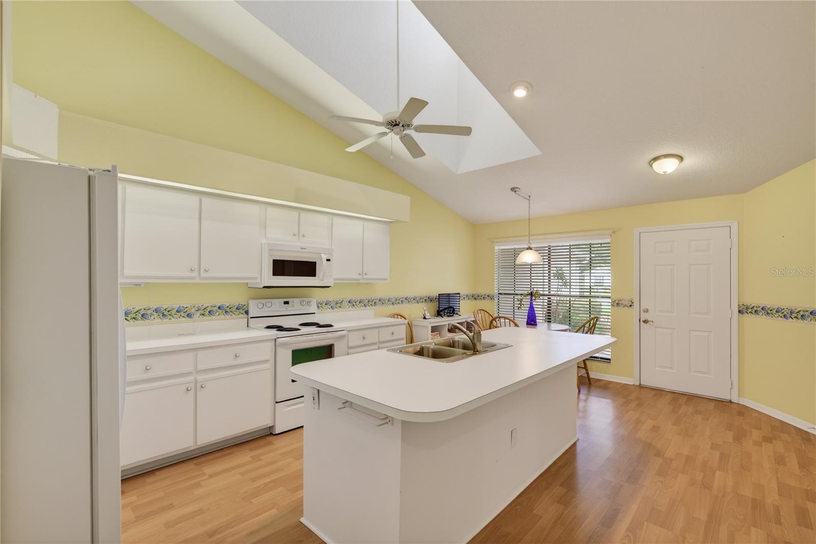 Image 8 of 44 For 240 Juniper Streets