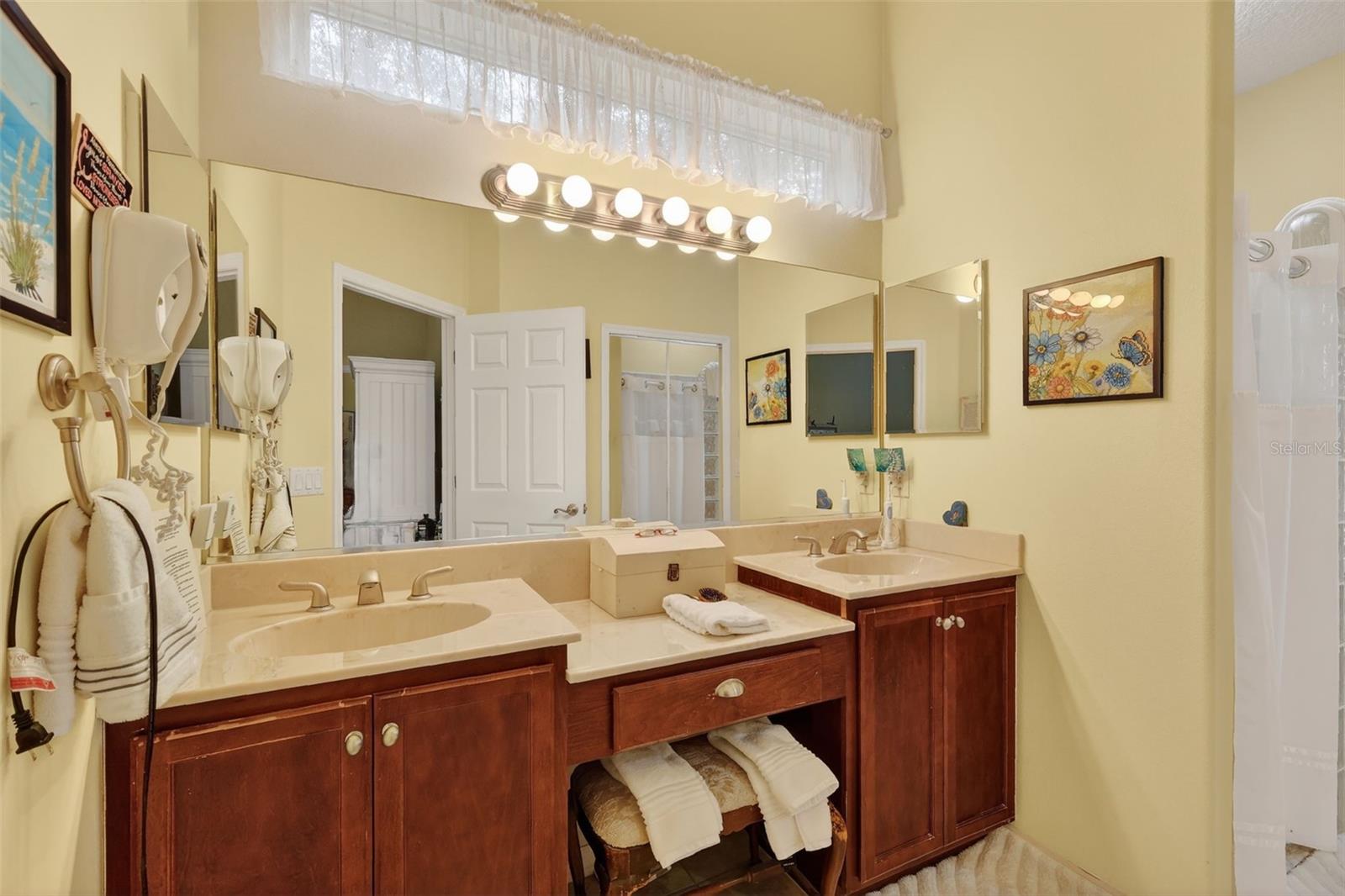 Image 17 of 37 For 4908 Cypress Head Court