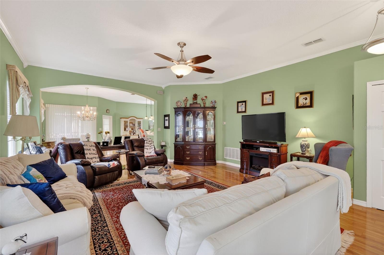 Image 5 of 37 For 4908 Cypress Head Court