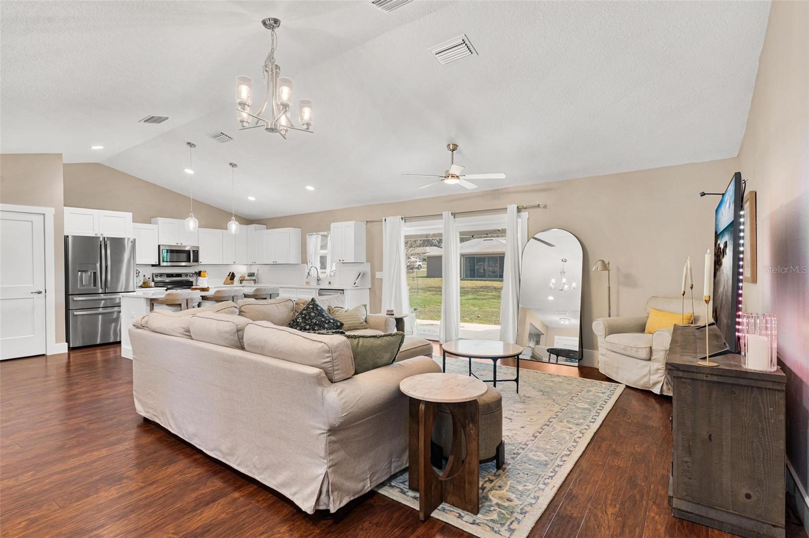 Image 18 of 40 For 206 Shannon Lane