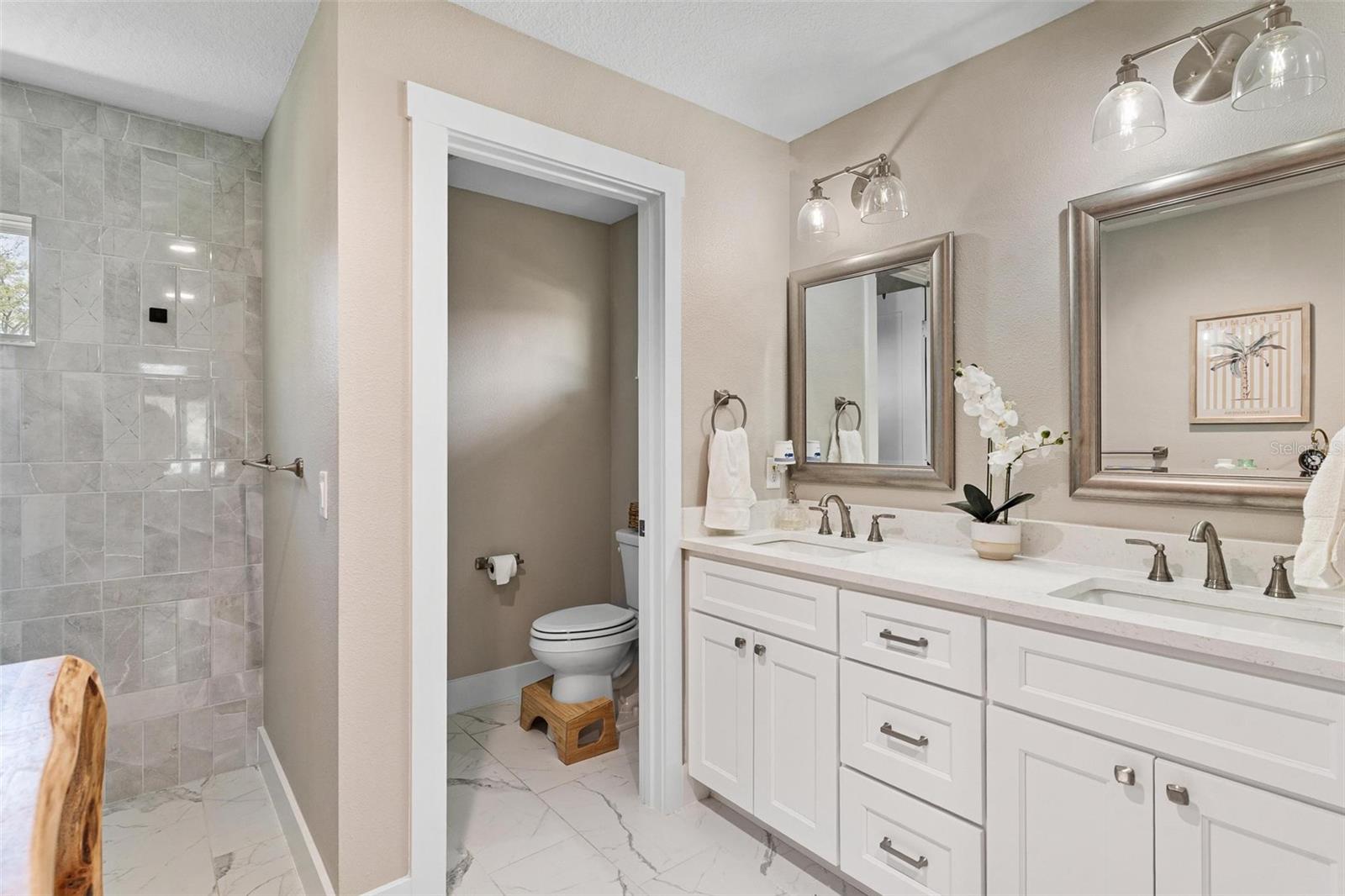 Image 22 of 40 For 206 Shannon Lane