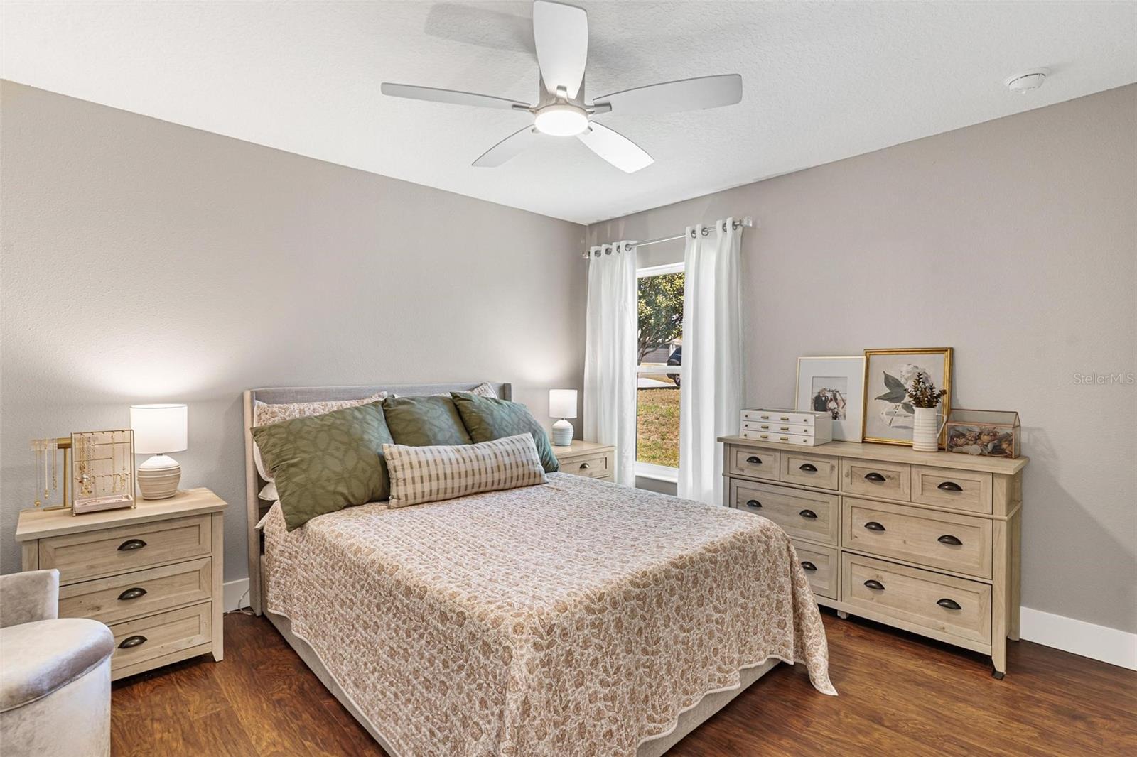 Image 25 of 40 For 206 Shannon Lane