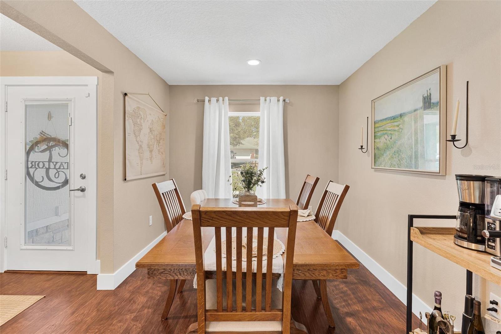 Image 8 of 40 For 206 Shannon Lane