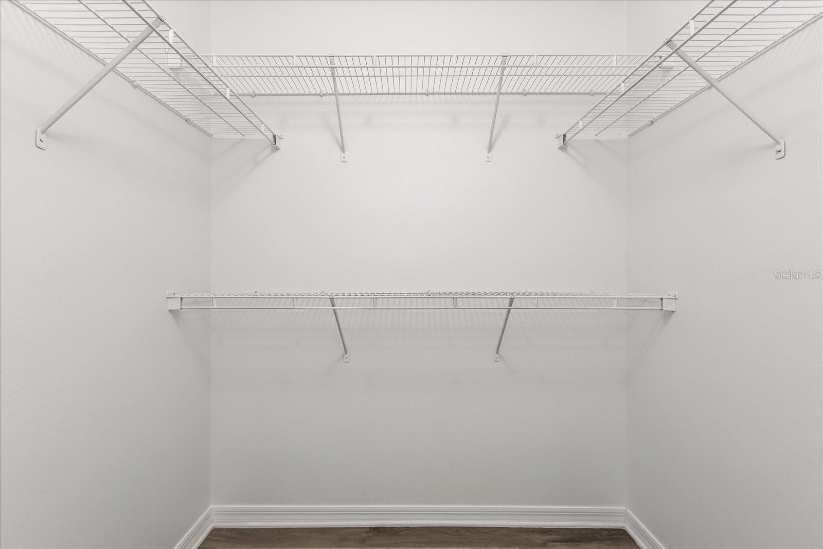 Image 15 of 37 For 1500 Daybreak Drive