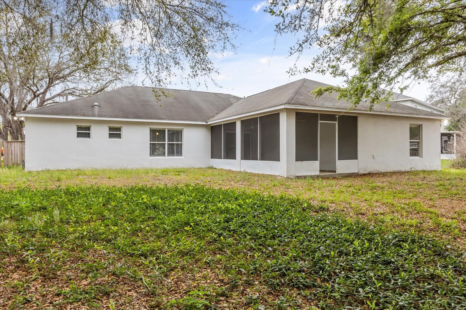 Image 32 of 37 For 1500 Daybreak Drive