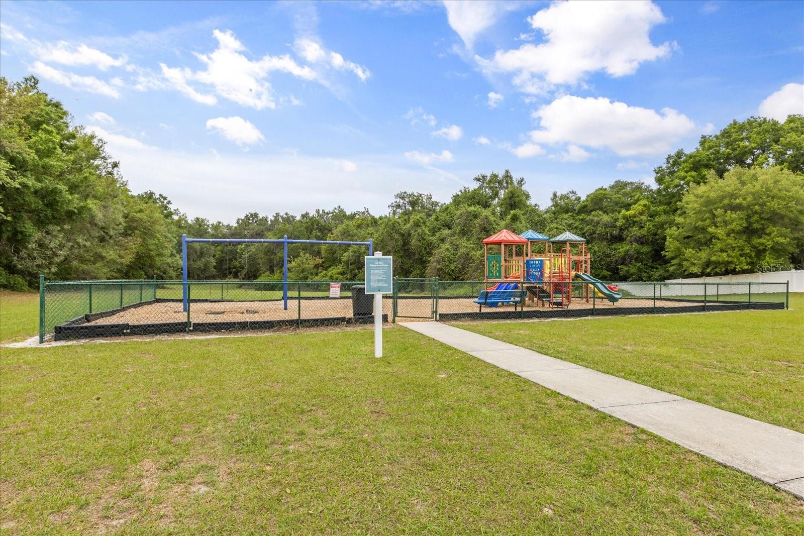 Image 35 of 37 For 1500 Daybreak Drive