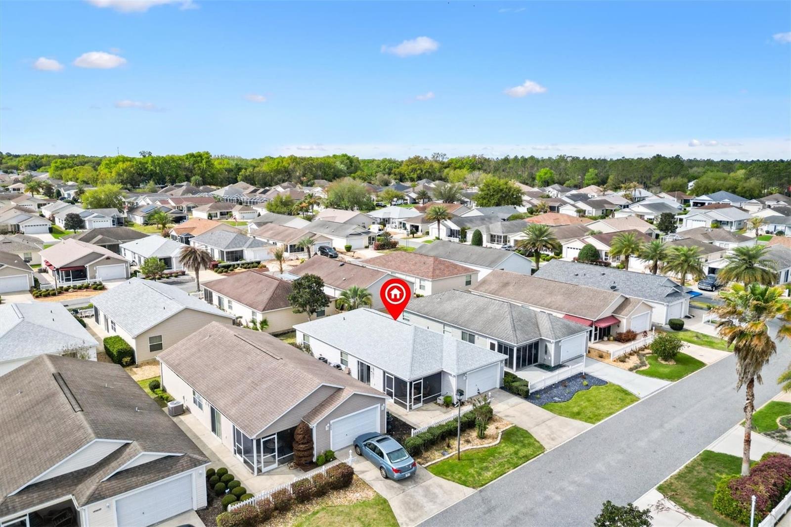 Listing photo id 29 for 2558 Carrington Court