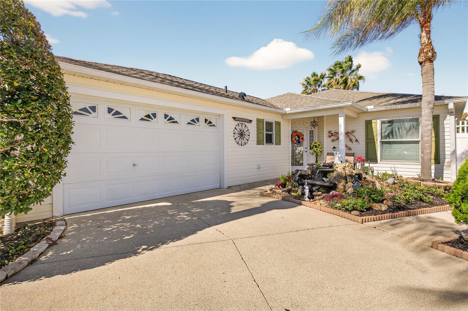 Image 3 of 55 For 1116 Elizabeth Court