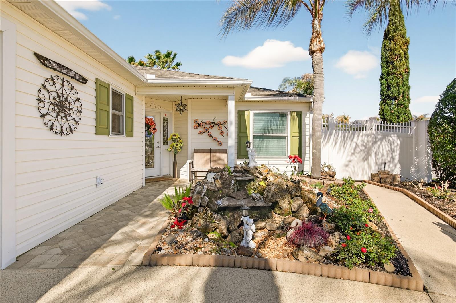 Image 4 of 55 For 1116 Elizabeth Court